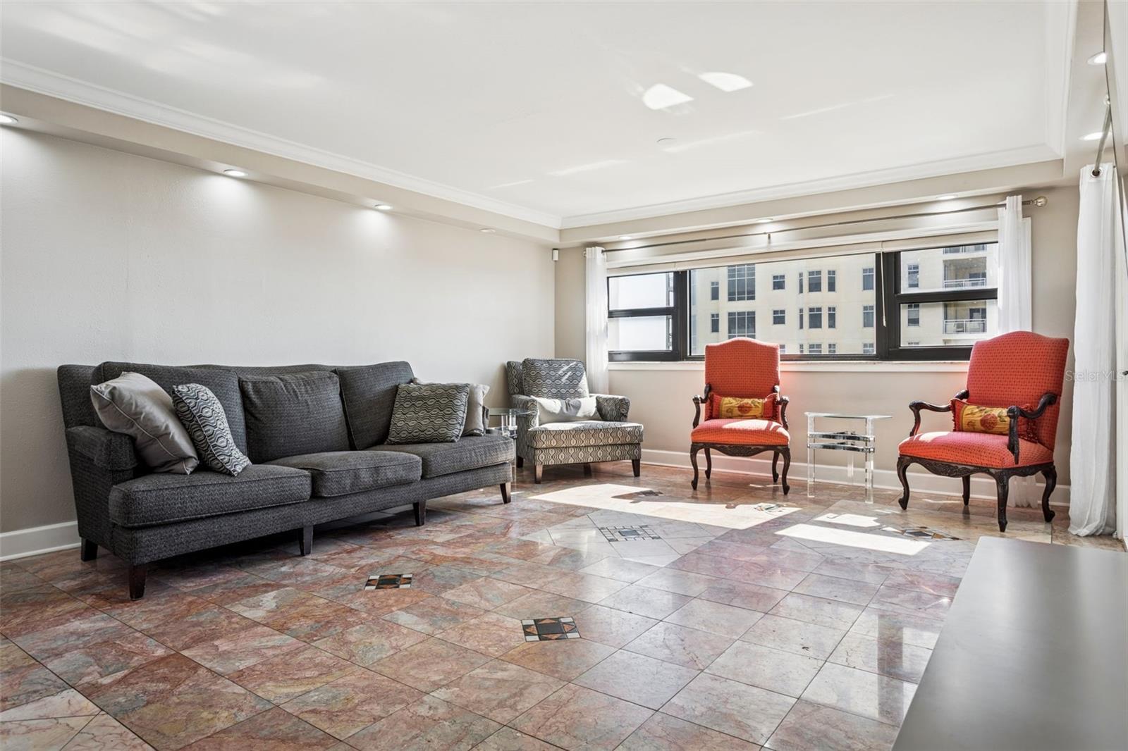 Image 4 of 43 For 4141 Bayshore Boulevard 1204