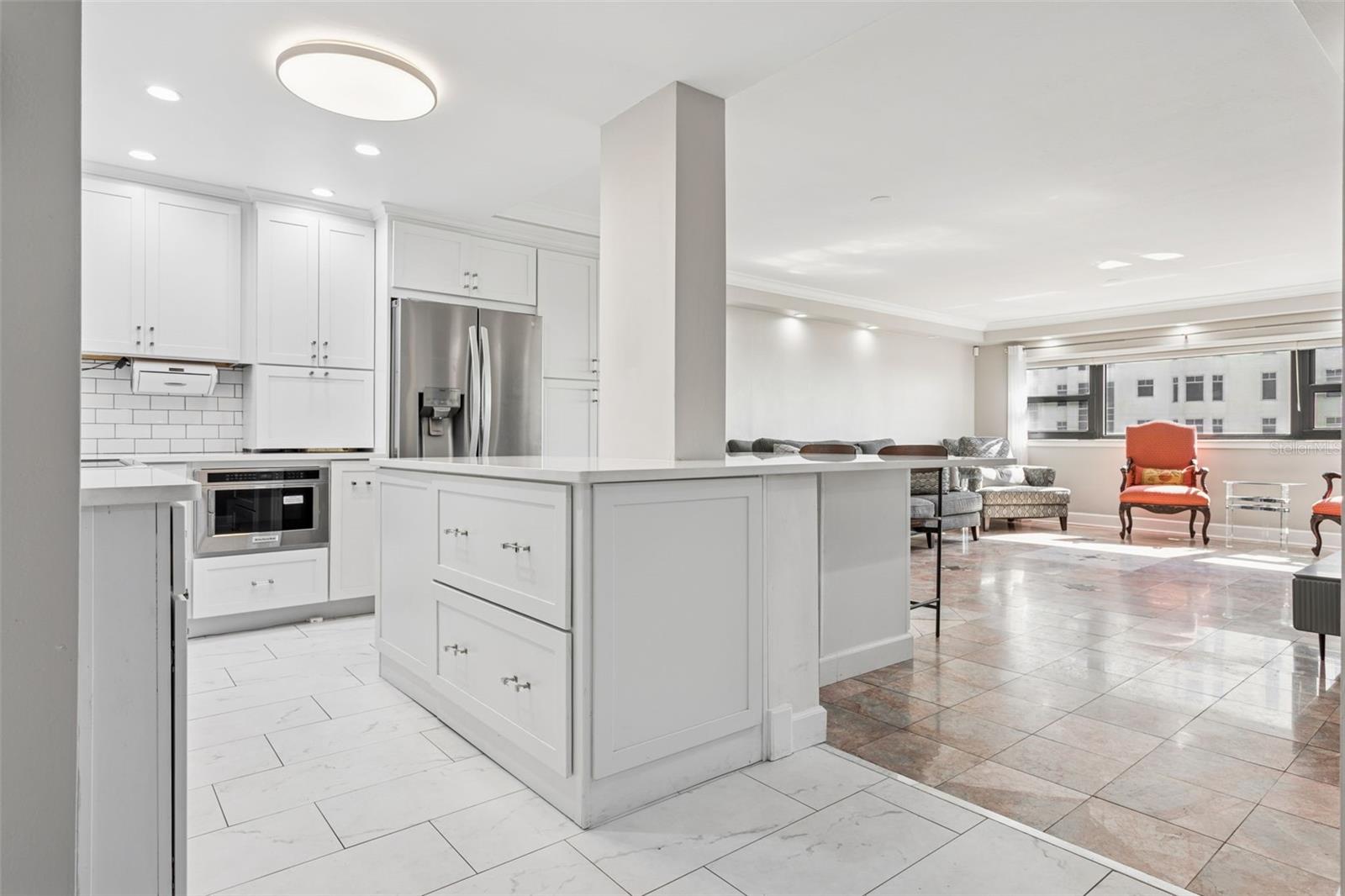 Image 7 of 43 For 4141 Bayshore Boulevard 1204