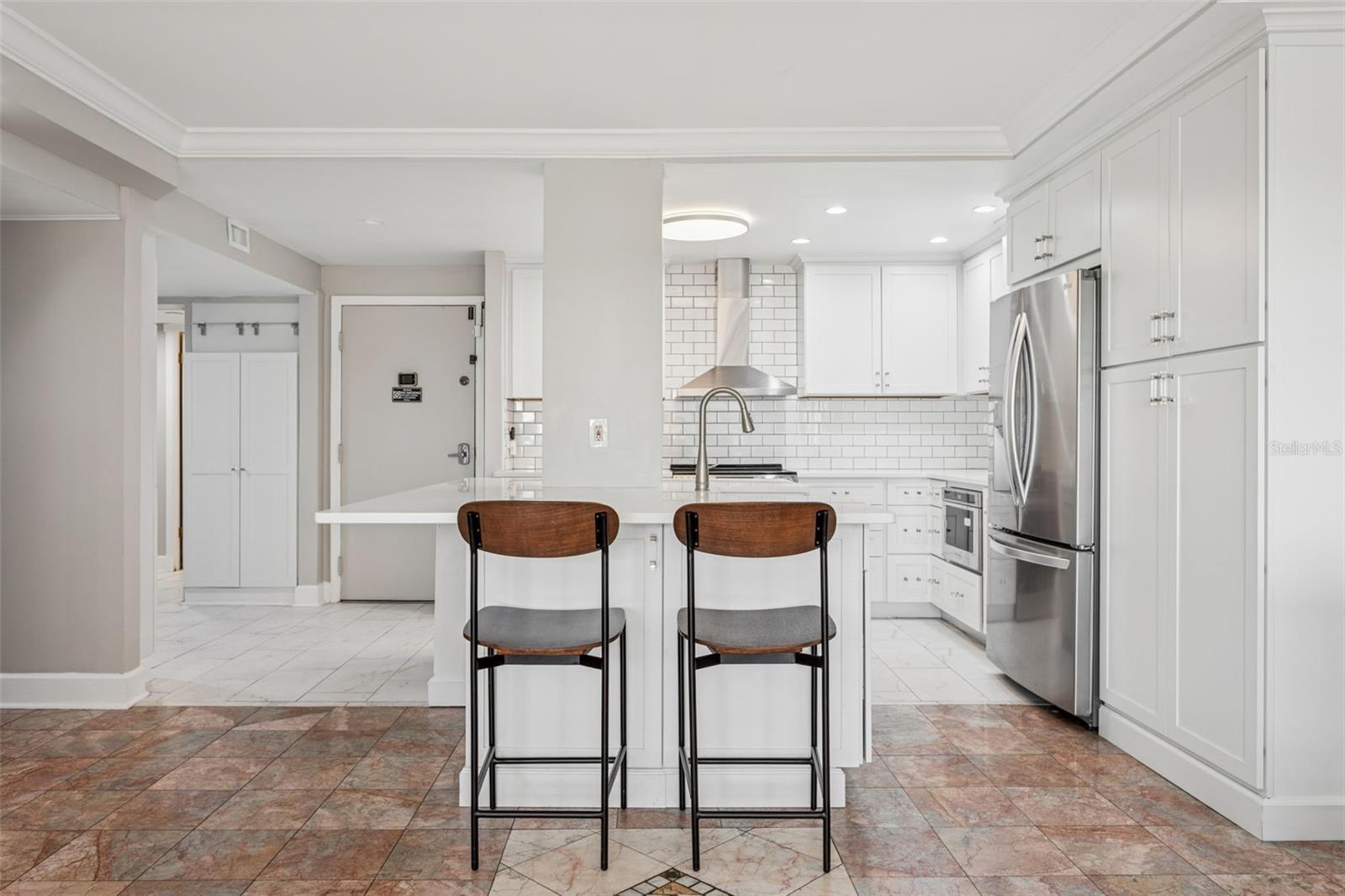 Image 8 of 43 For 4141 Bayshore Boulevard 1204