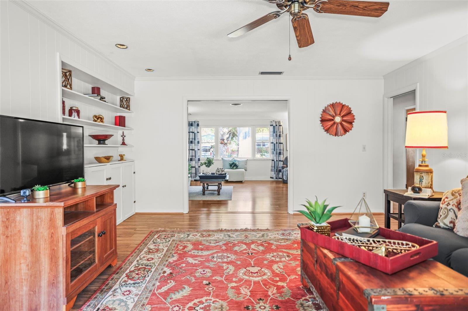 Image 10 of 36 For 13494 Bellewood Avenue