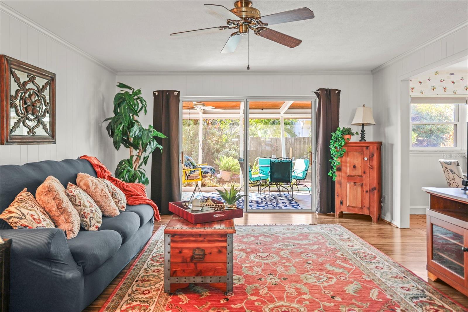 Image 11 of 36 For 13494 Bellewood Avenue