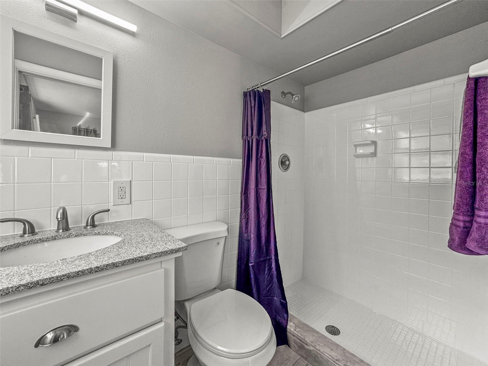 Image 18 of 36 For 13494 Bellewood Avenue