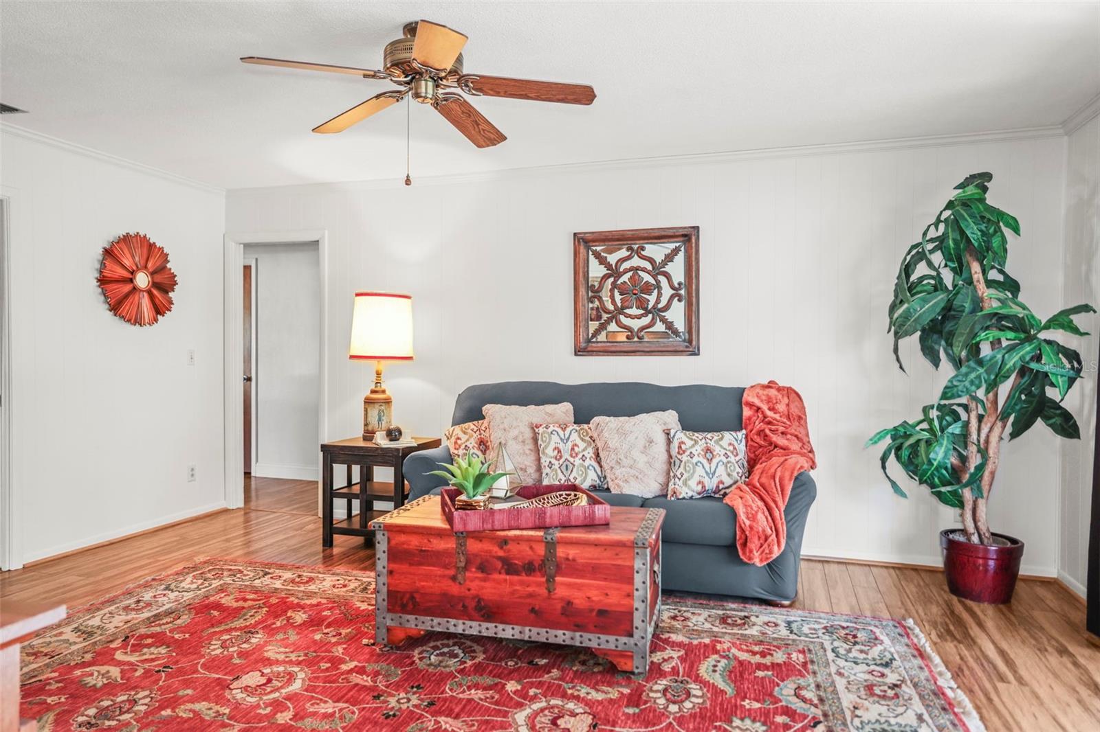 Image 8 of 36 For 13494 Bellewood Avenue