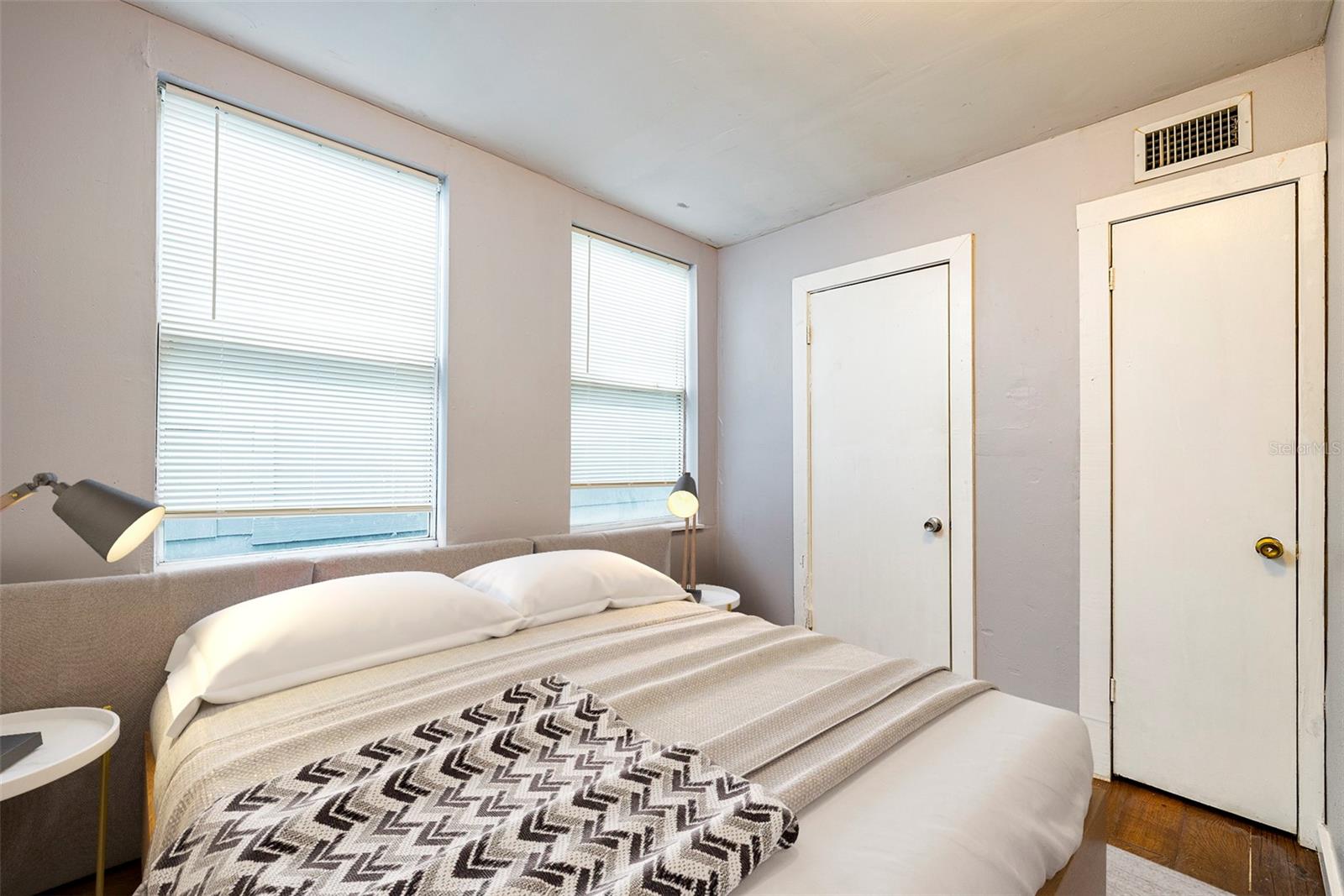 Image 7 of 14 For 2531 Cherry Street B