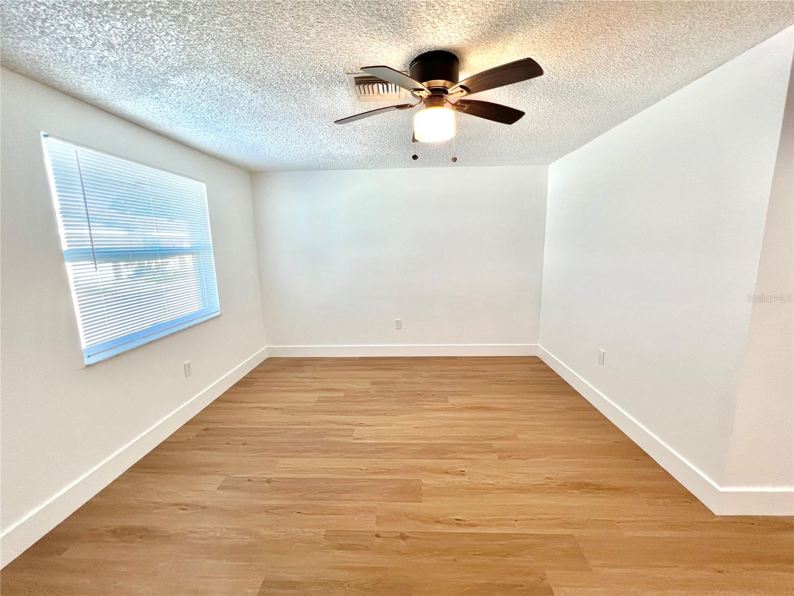 Image 3 of 17 For 4930 Elkner Street