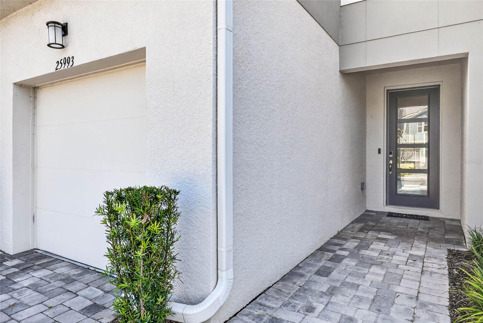 Image 21 of 45 For 25993 Woven Wicker Bend