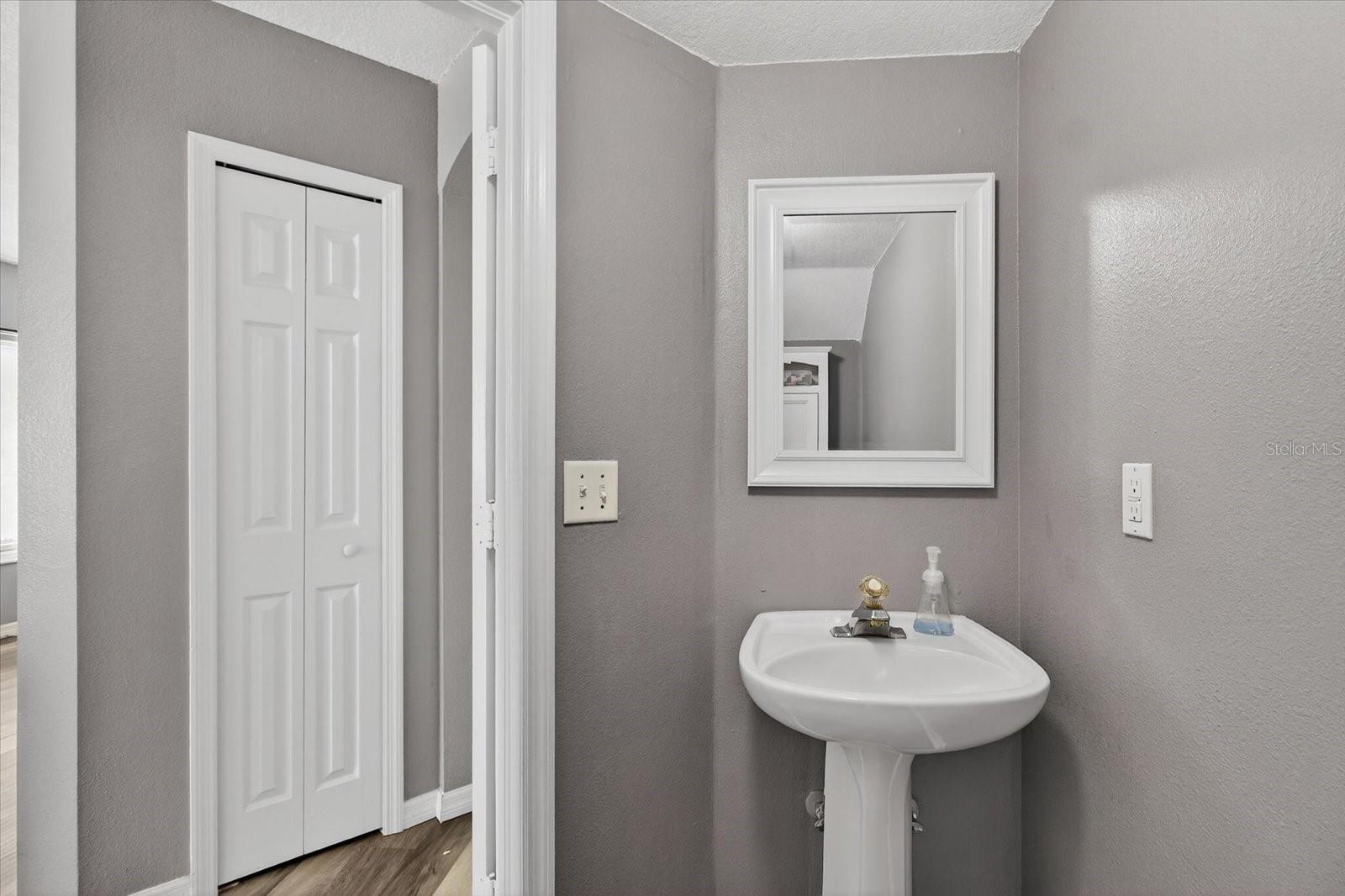 Image 10 of 32 For 2140 Fluorshire Drive