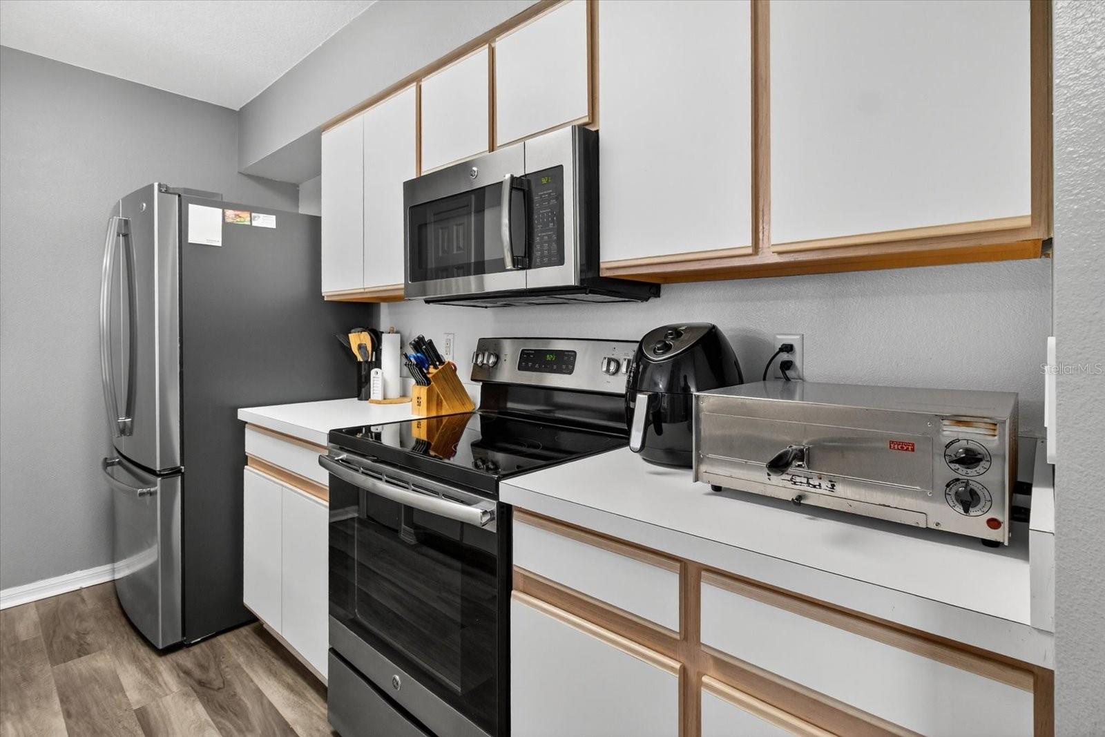 Image 7 of 32 For 2140 Fluorshire Drive