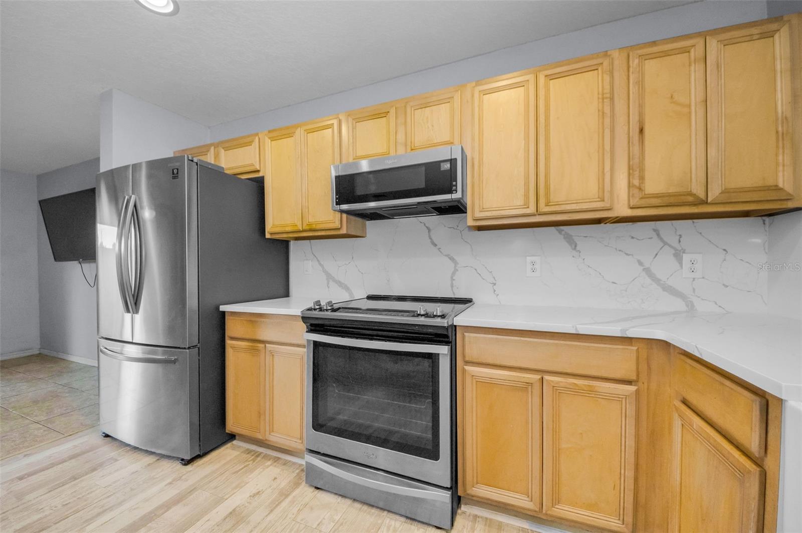 Image 18 of 72 For 2541 Harn Boulevard 4