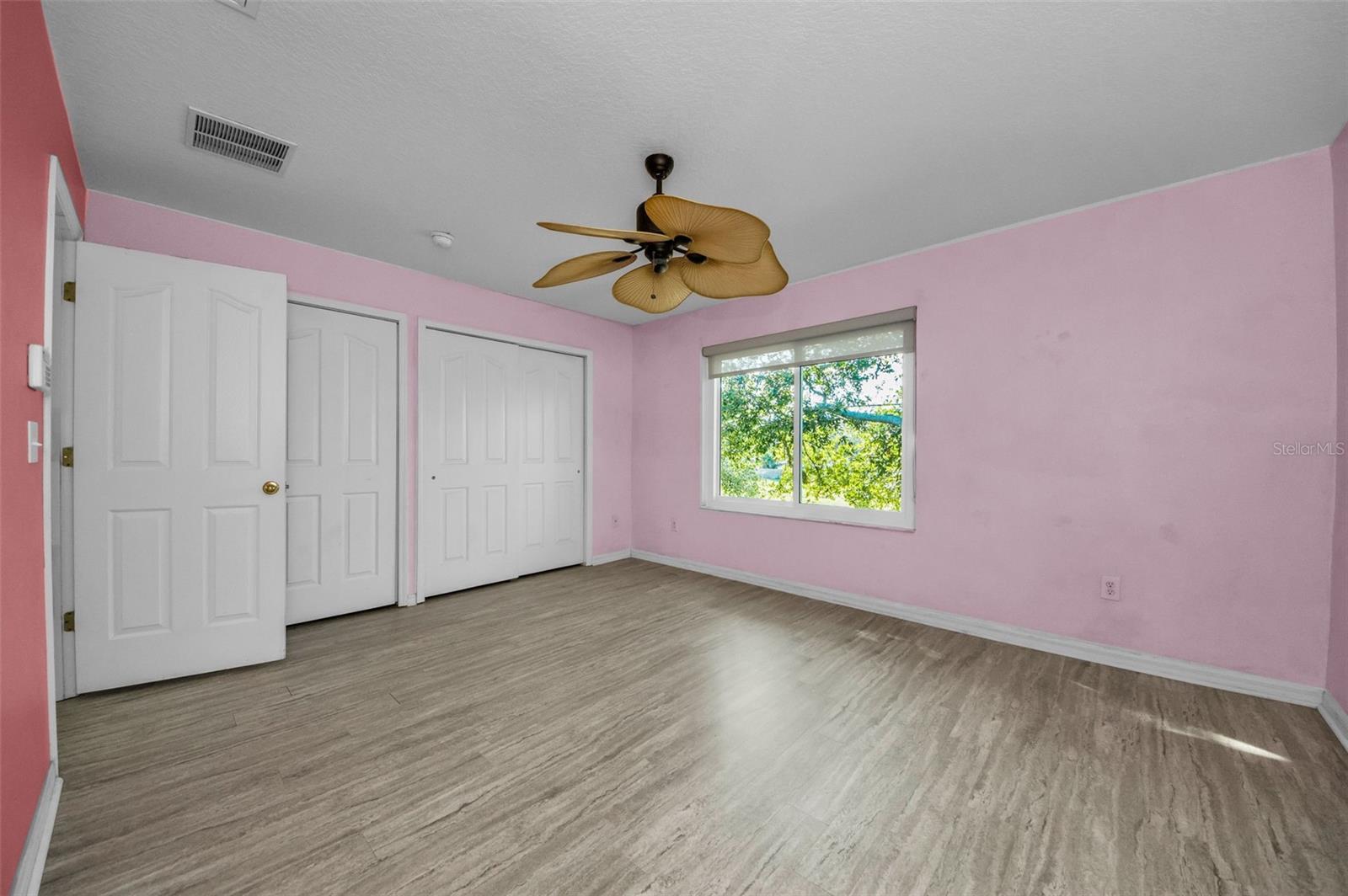 Image 30 of 72 For 2541 Harn Boulevard 4