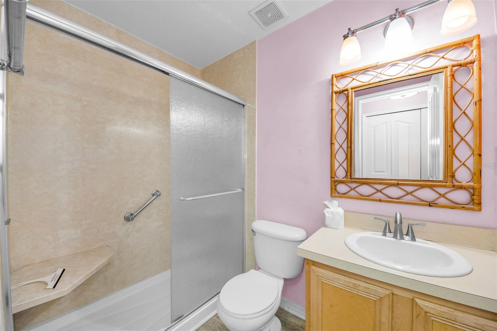 Image 35 of 72 For 2541 Harn Boulevard 4