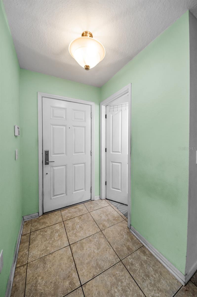 Image 9 of 72 For 2541 Harn Boulevard 4