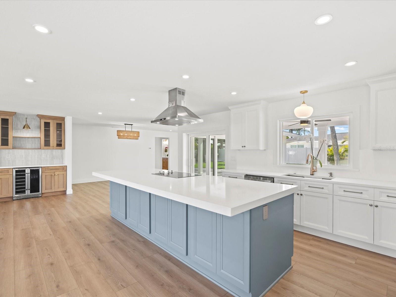 Image 12 of 60 For 819 Jacaranda Drive