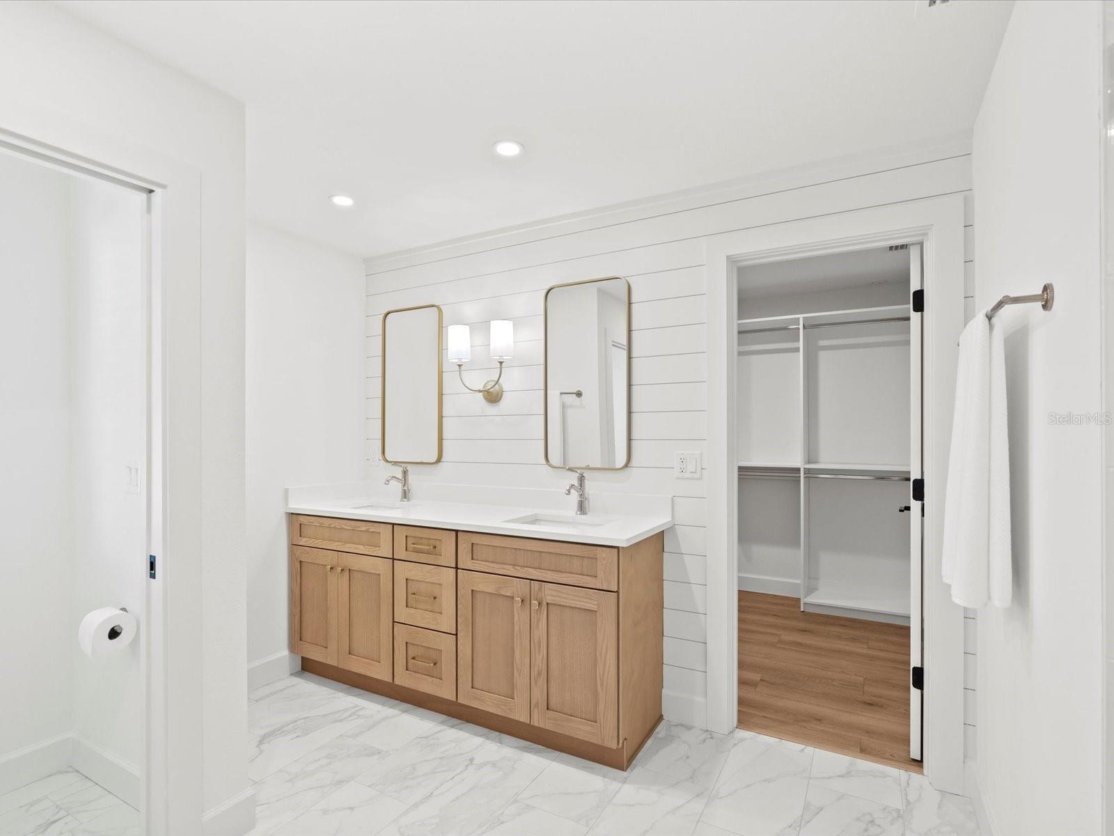 Image 21 of 60 For 819 Jacaranda Drive