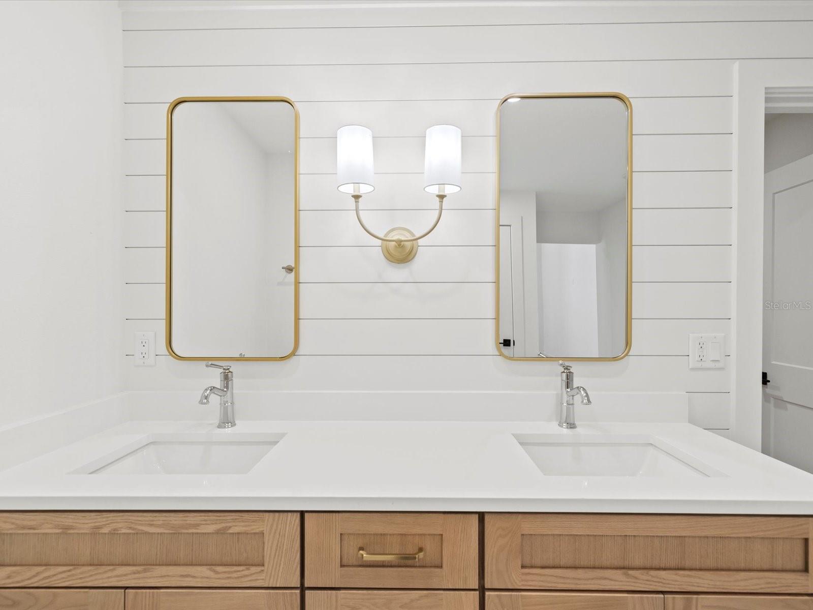 Image 22 of 60 For 819 Jacaranda Drive