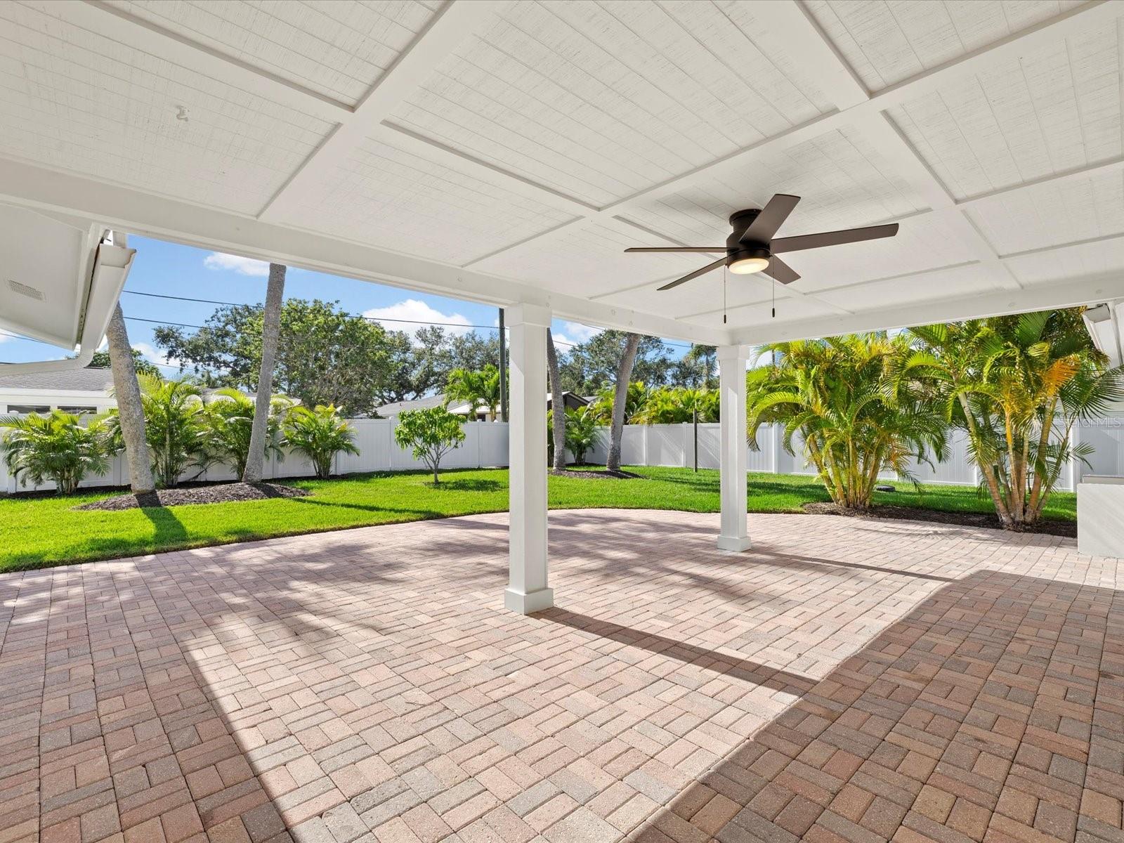 Image 36 of 60 For 819 Jacaranda Drive