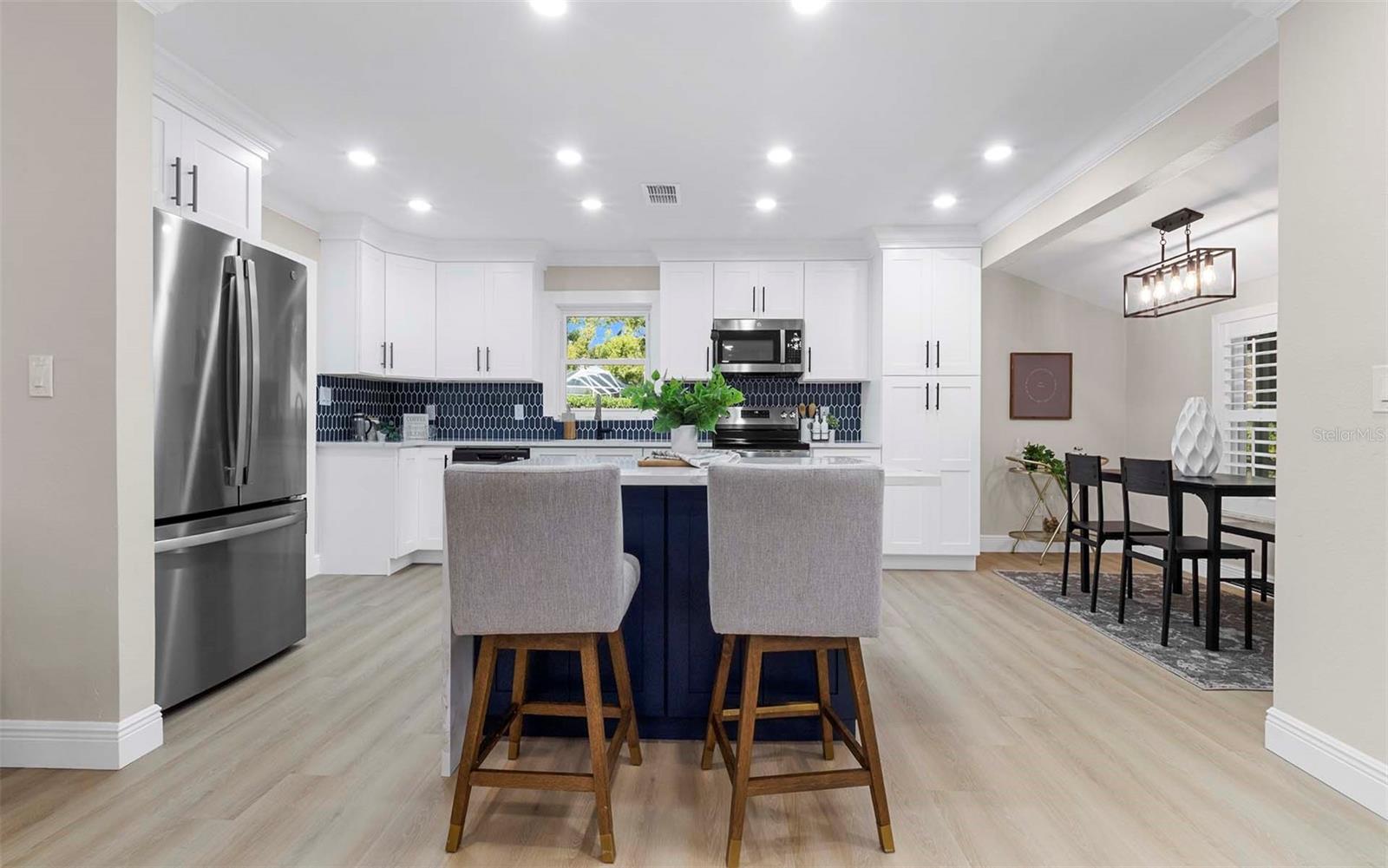 Image 12 of 45 For 11201 Hidden Valley Drive