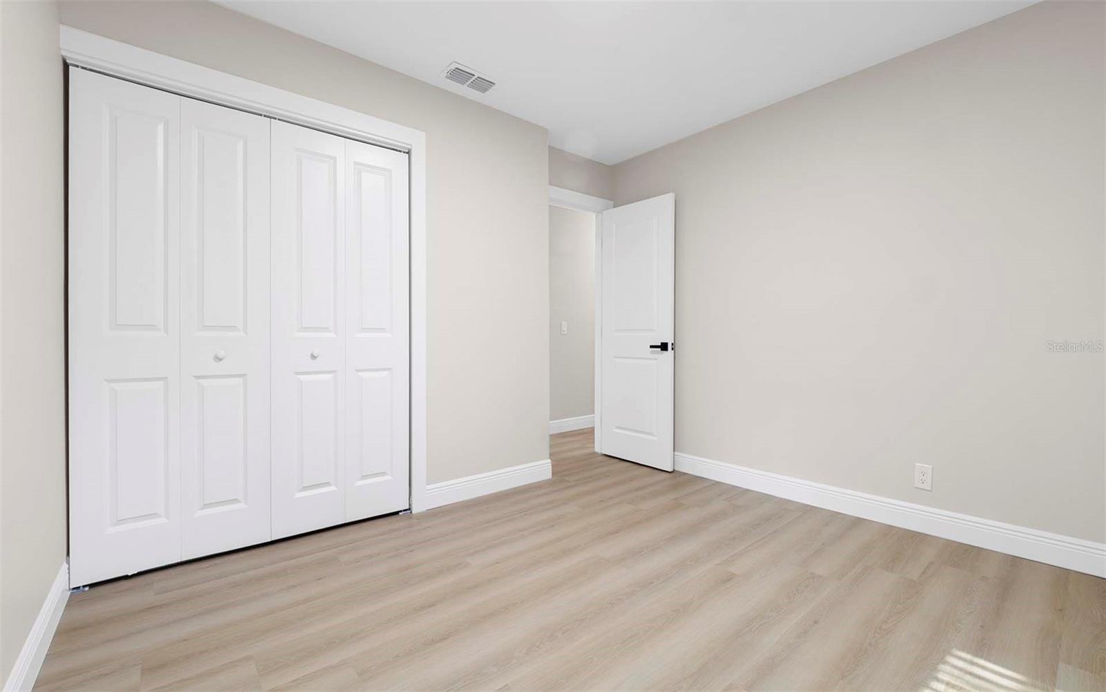 Image 31 of 45 For 11201 Hidden Valley Drive