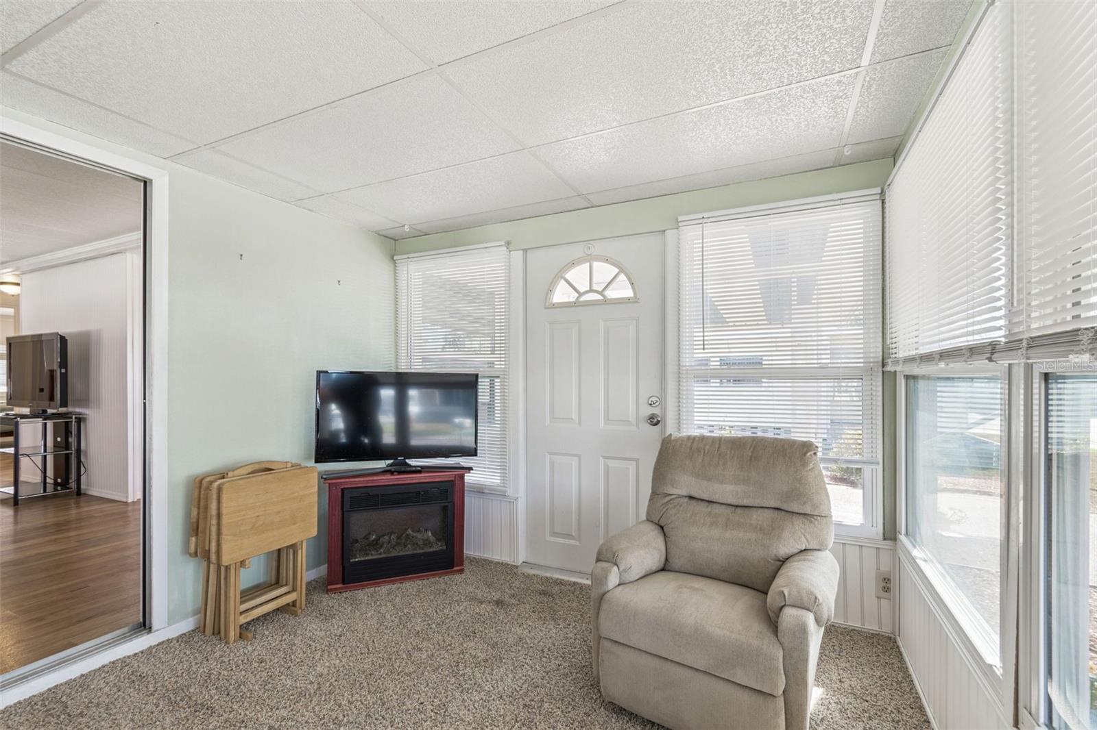 Image 22 of 68 For 1100 Belcher Road S 720