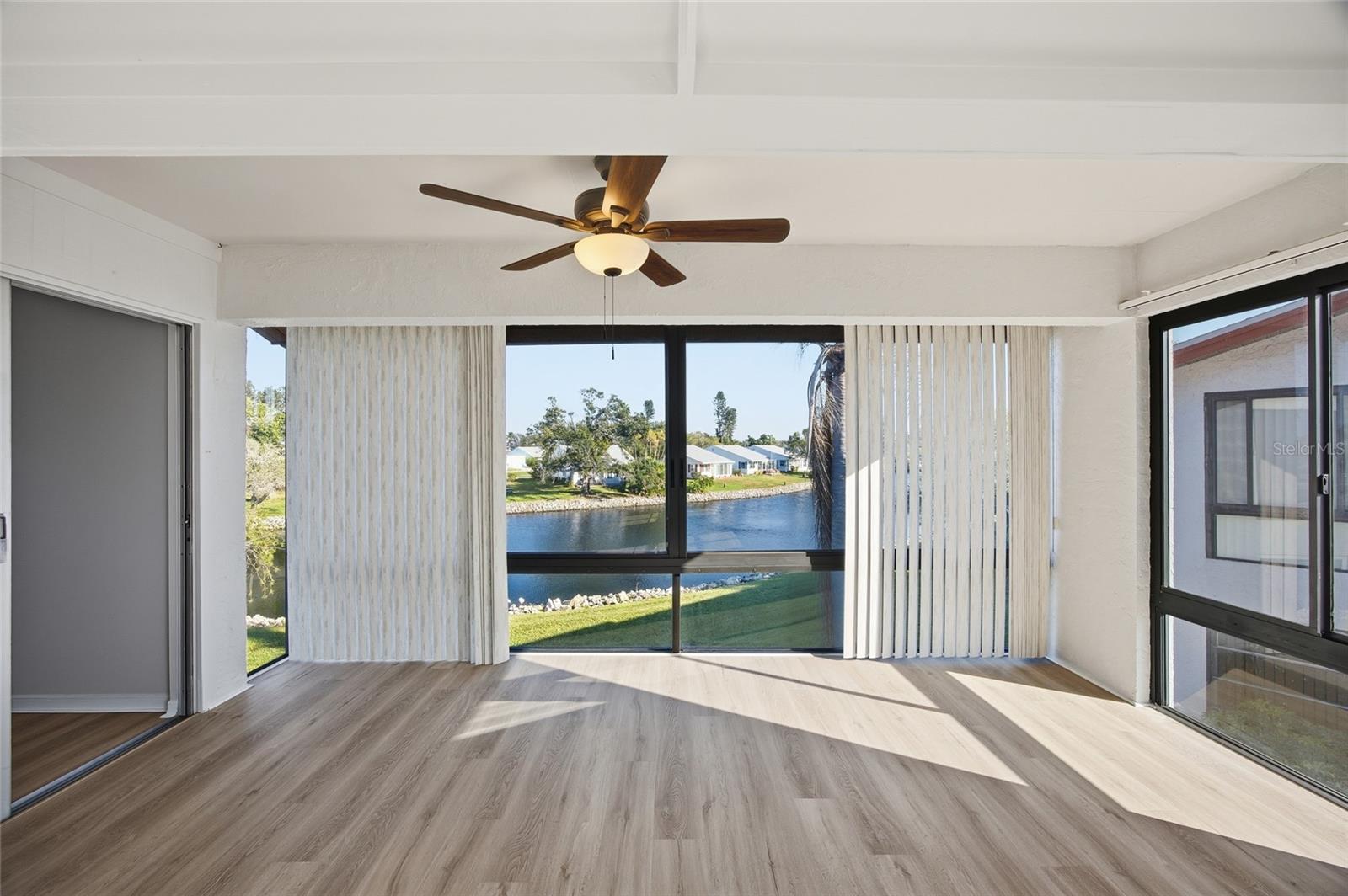 Image 12 of 25 For 4859 Independence