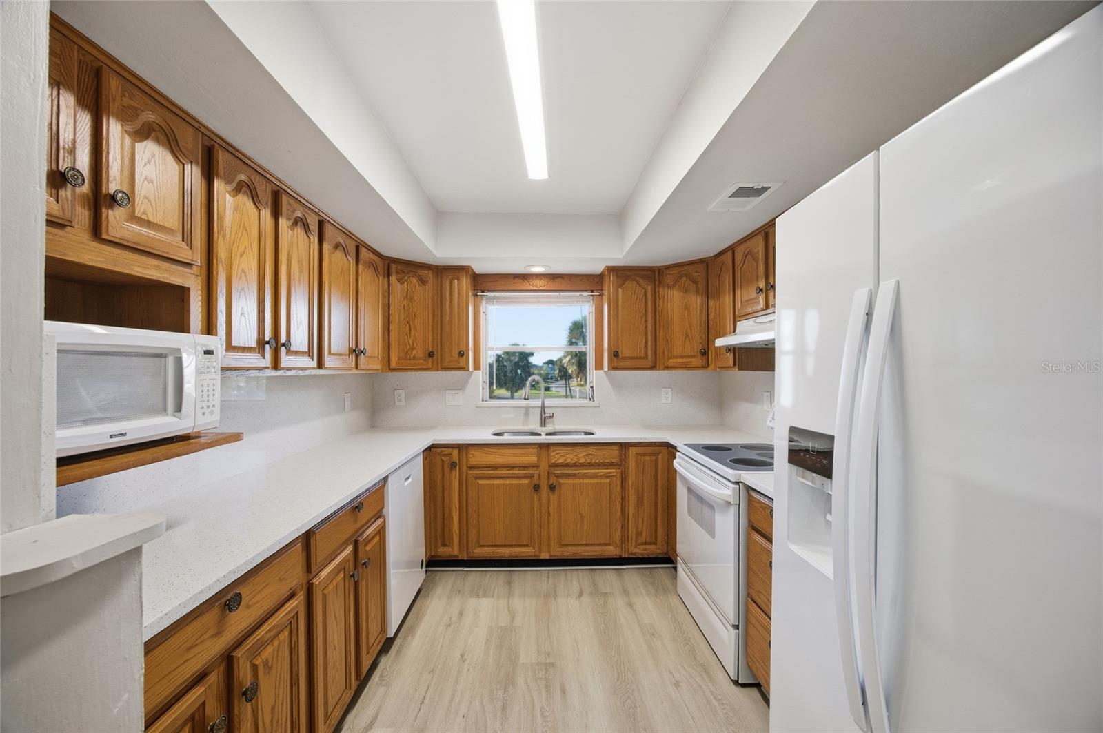 Image 23 of 25 For 4859 Independence