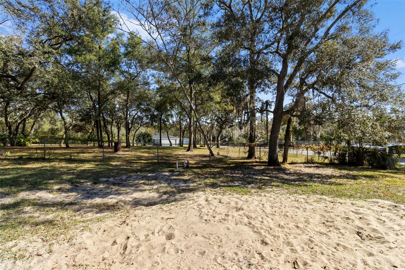 Image 26 of 30 For 193 Fitzpatrick Avenue