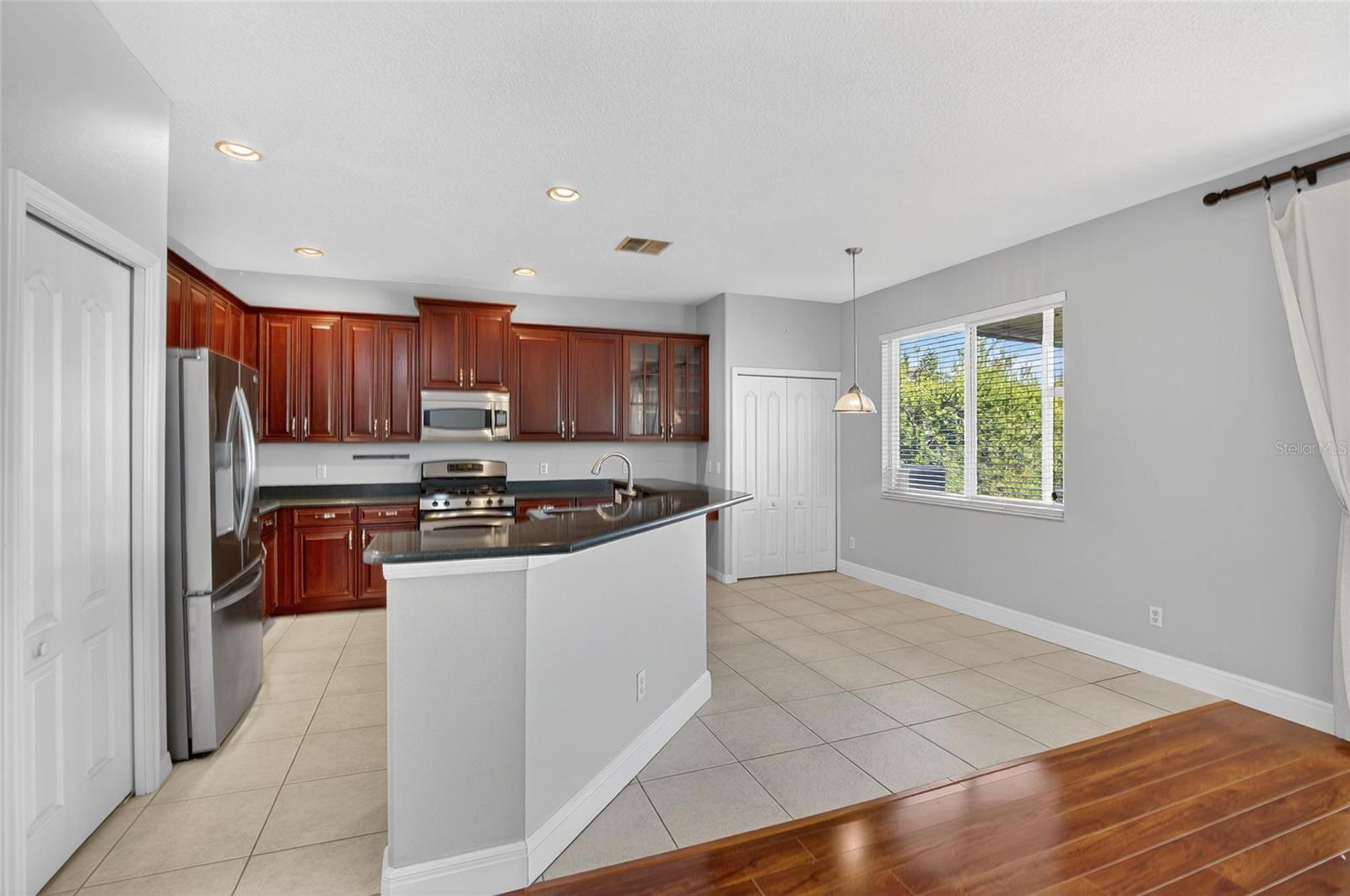 Image 14 of 84 For 20703 Great Laurel Avenue