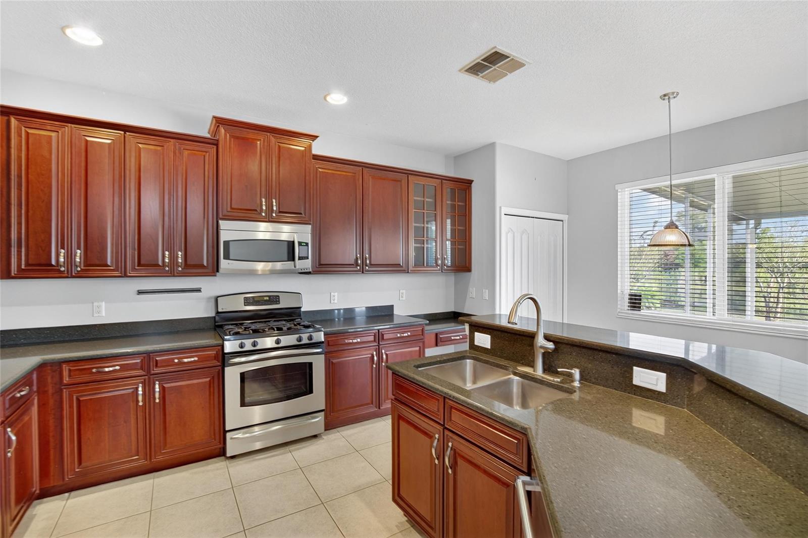 Image 17 of 84 For 20703 Great Laurel Avenue