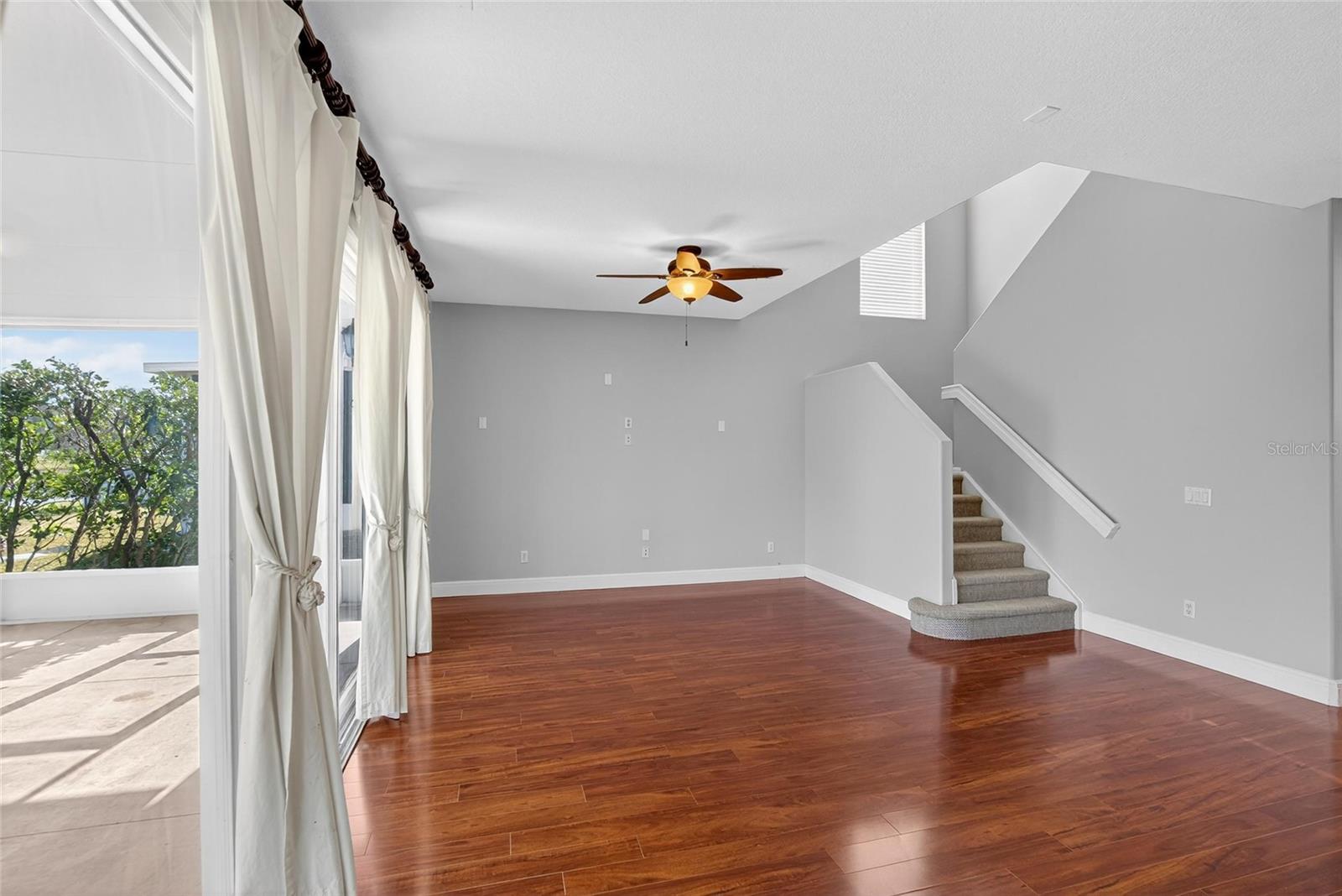 Image 23 of 84 For 20703 Great Laurel Avenue