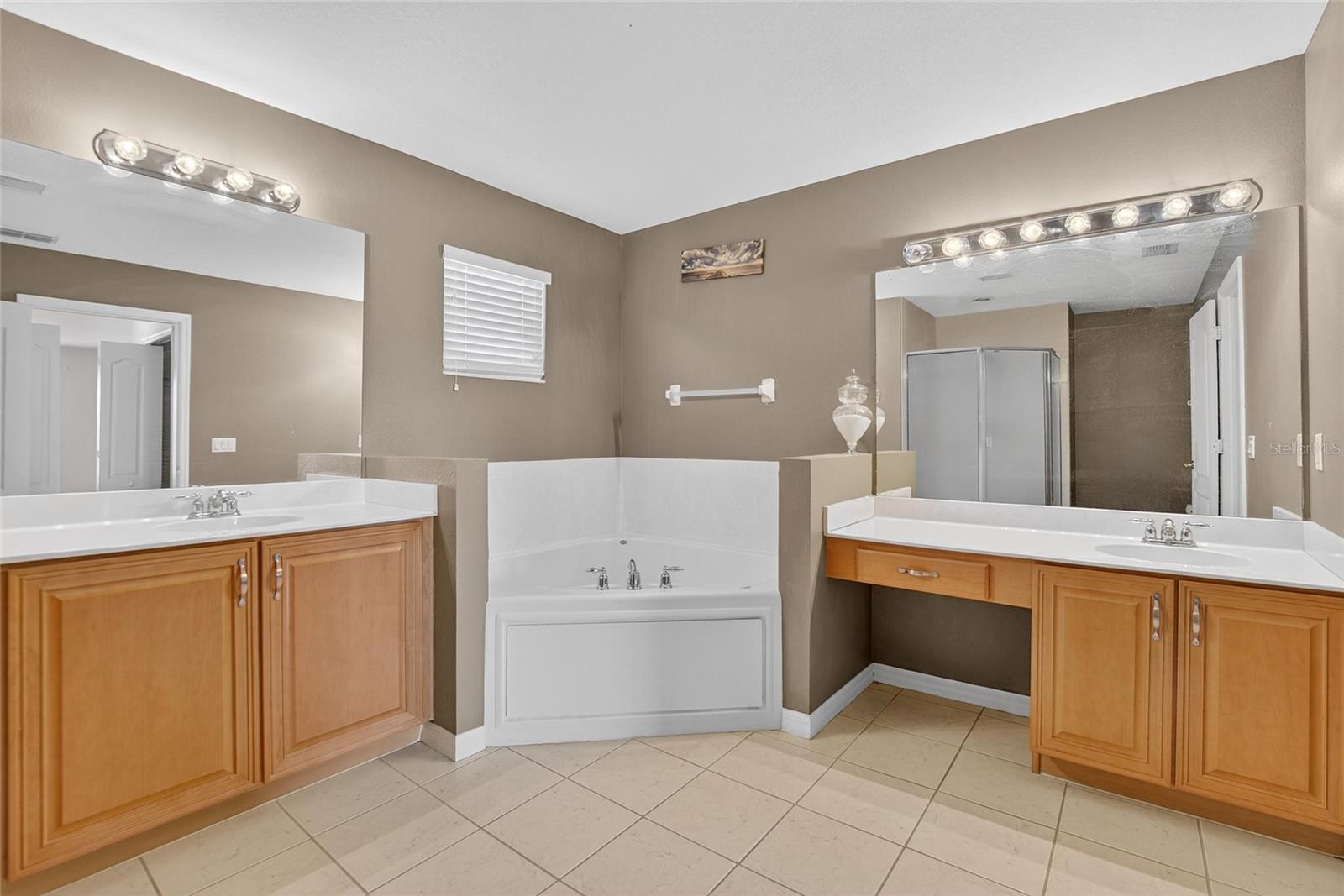 Image 32 of 84 For 20703 Great Laurel Avenue