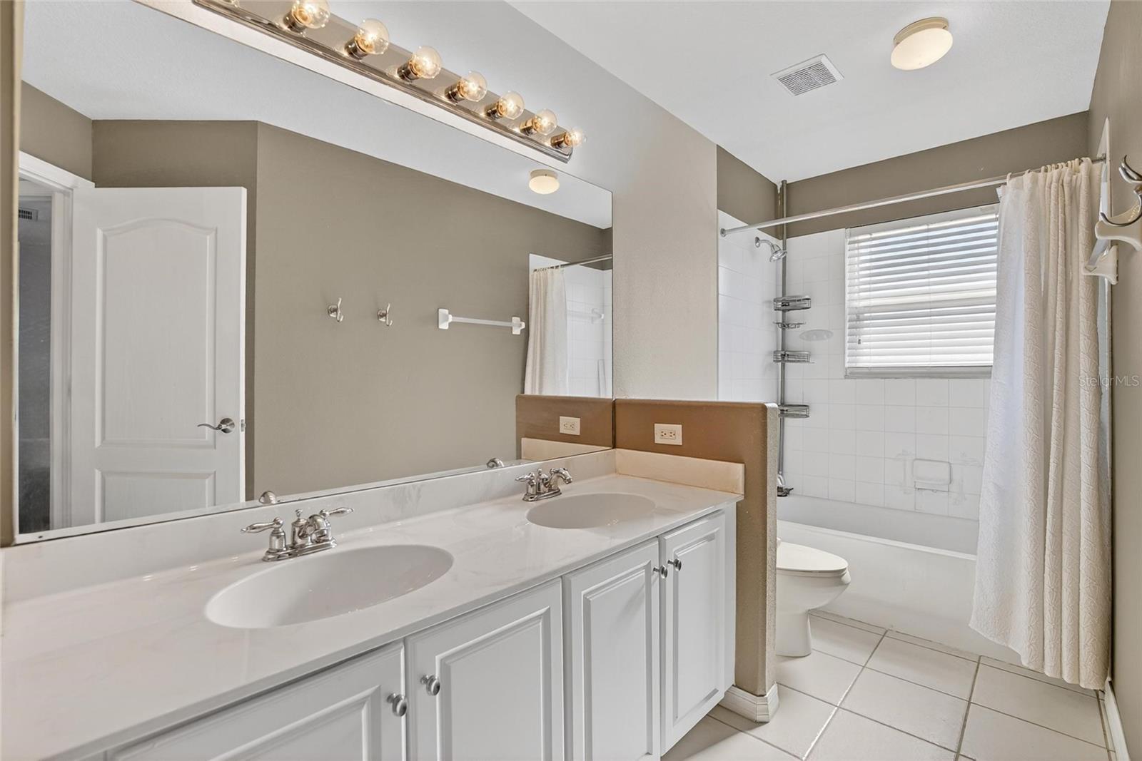 Image 43 of 84 For 20703 Great Laurel Avenue