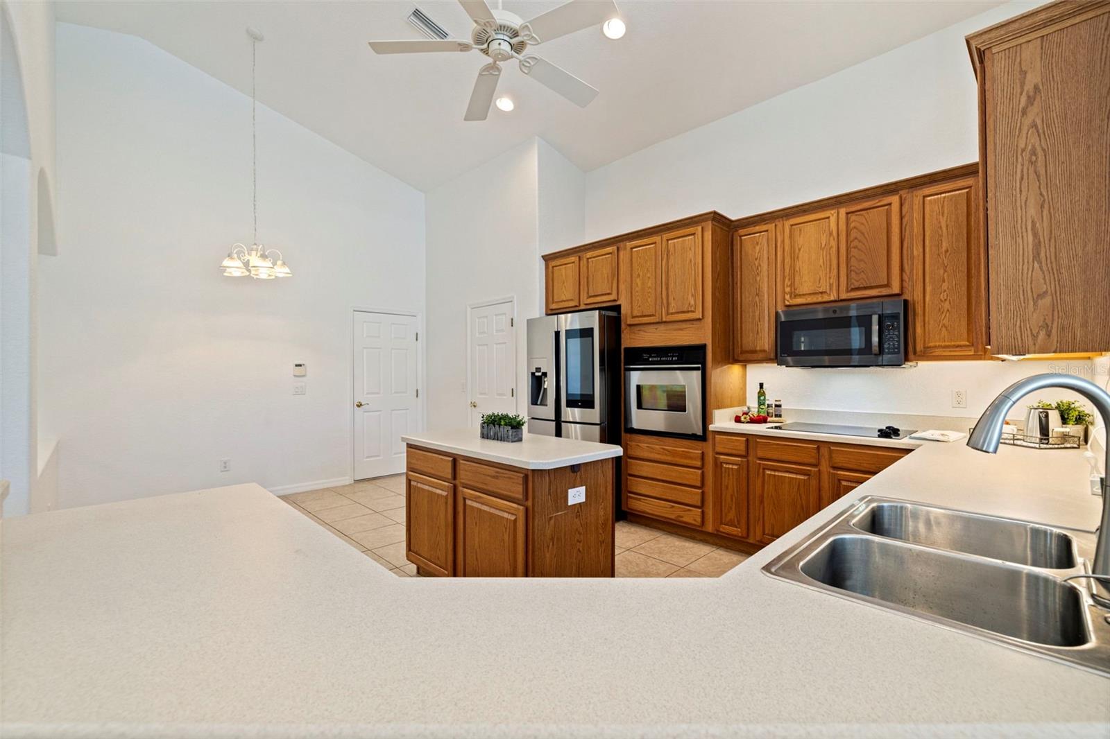 Image 13 of 56 For 10738 Banfield Drive