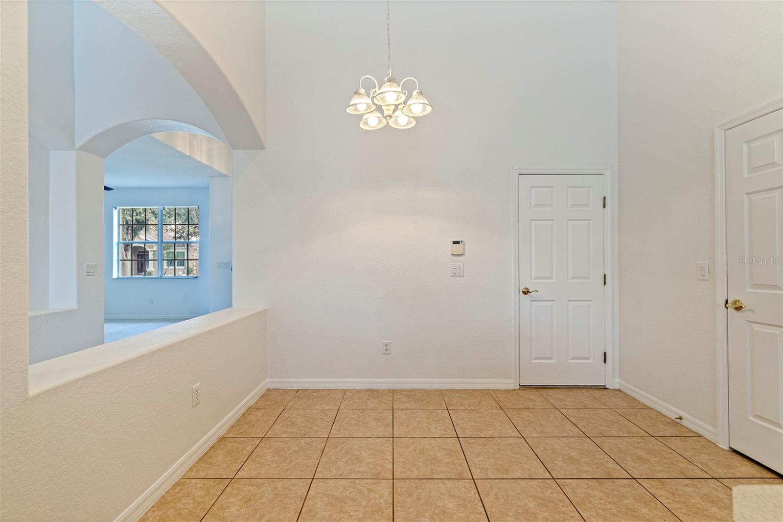 Image 17 of 56 For 10738 Banfield Drive