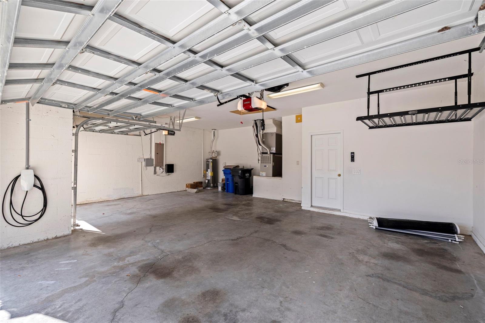 Image 46 of 56 For 10738 Banfield Drive