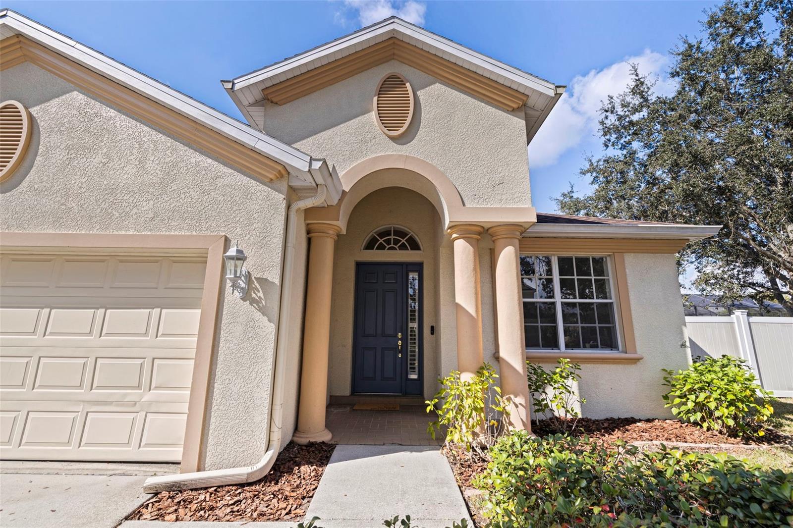 Image 7 of 56 For 10738 Banfield Drive