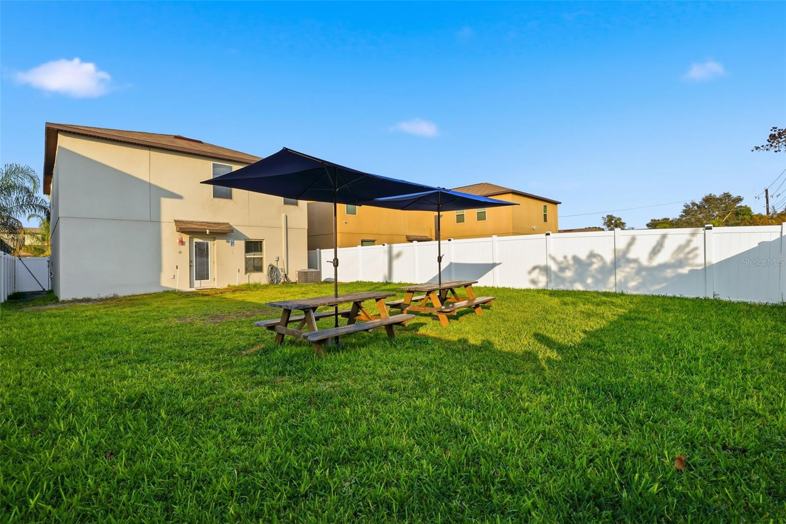 Image 39 of 44 For 2007 Sea Salt Court