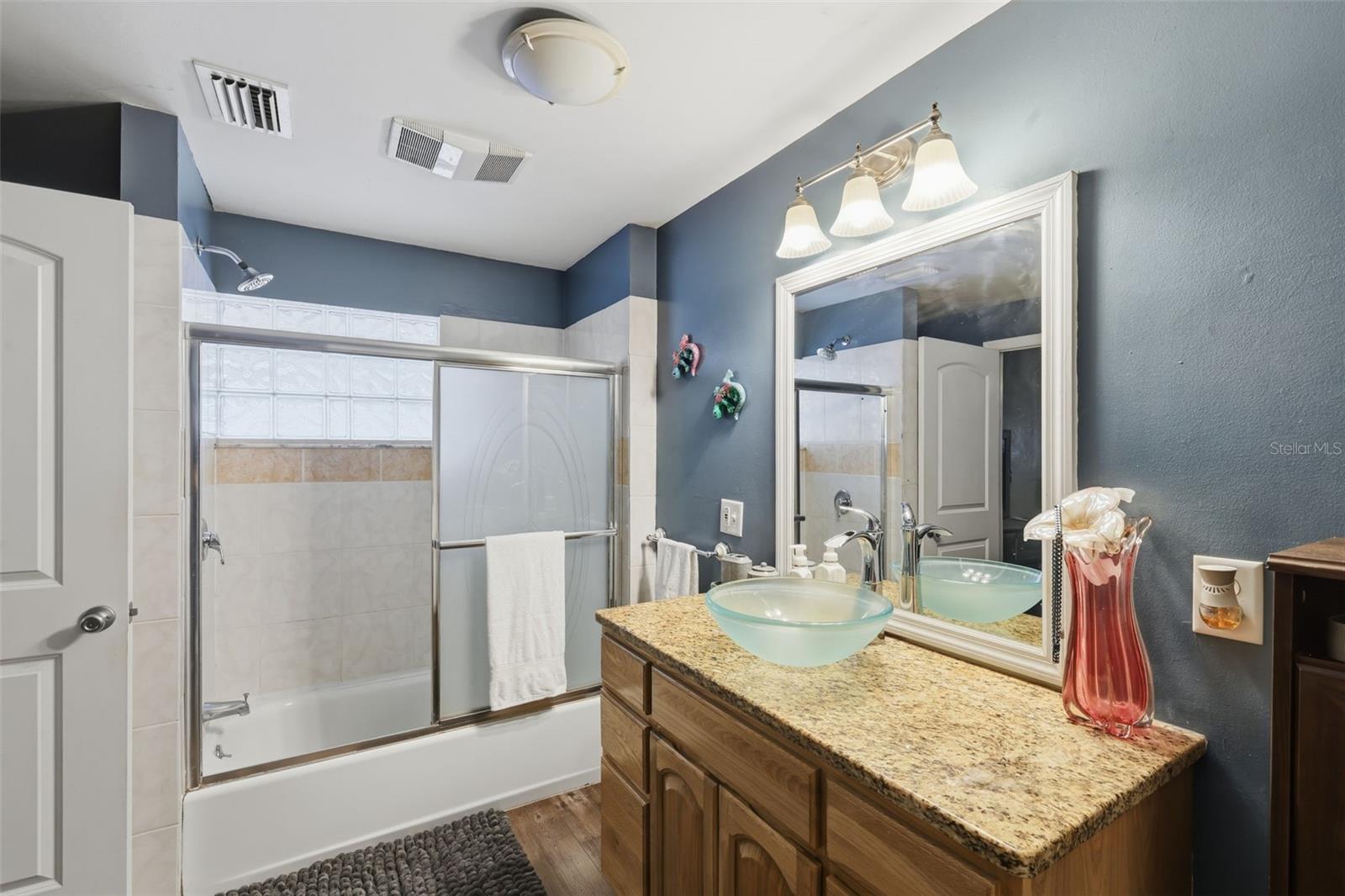 Image 15 of 31 For 1852 Lake Parker Drive