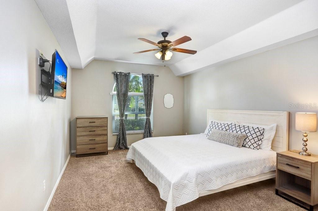 Image 23 of 57 For 16906 Equestrian Trail