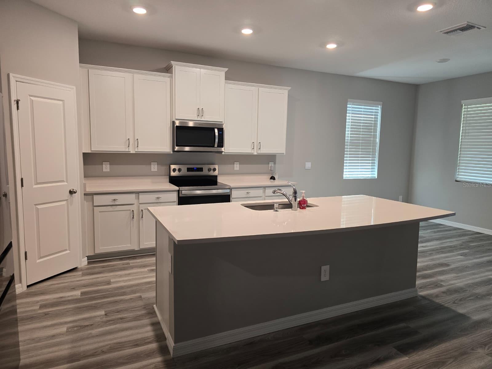 Image 20 of 48 For 6779 Flint Creek Drive