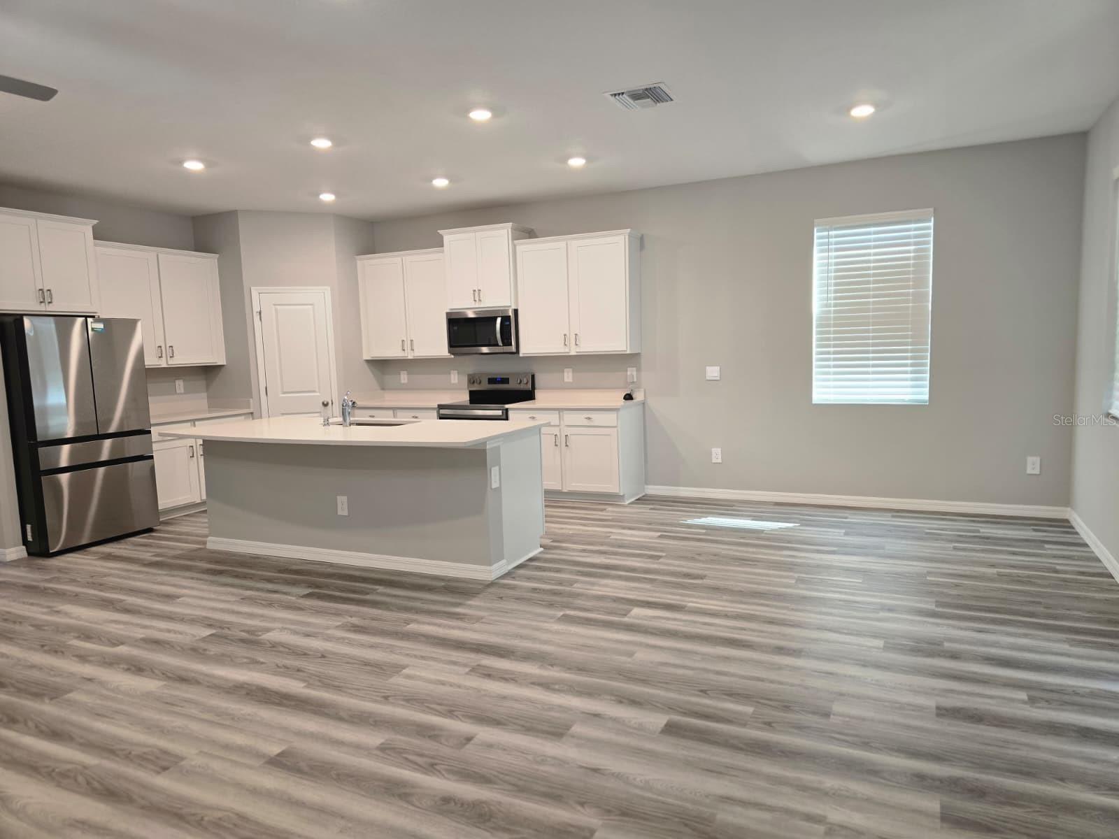 Image 26 of 48 For 6779 Flint Creek Drive