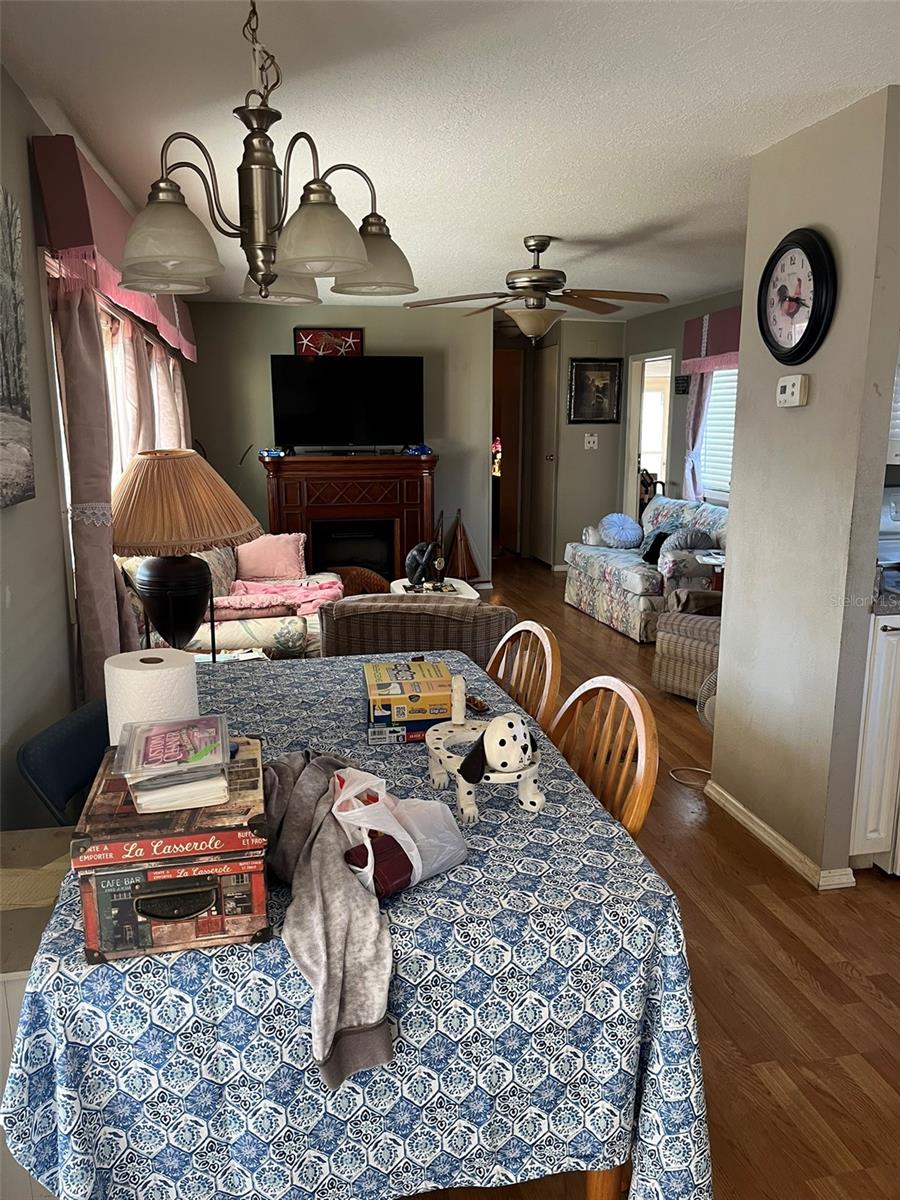 Image 14 of 31 For 3336 Chatford Drive