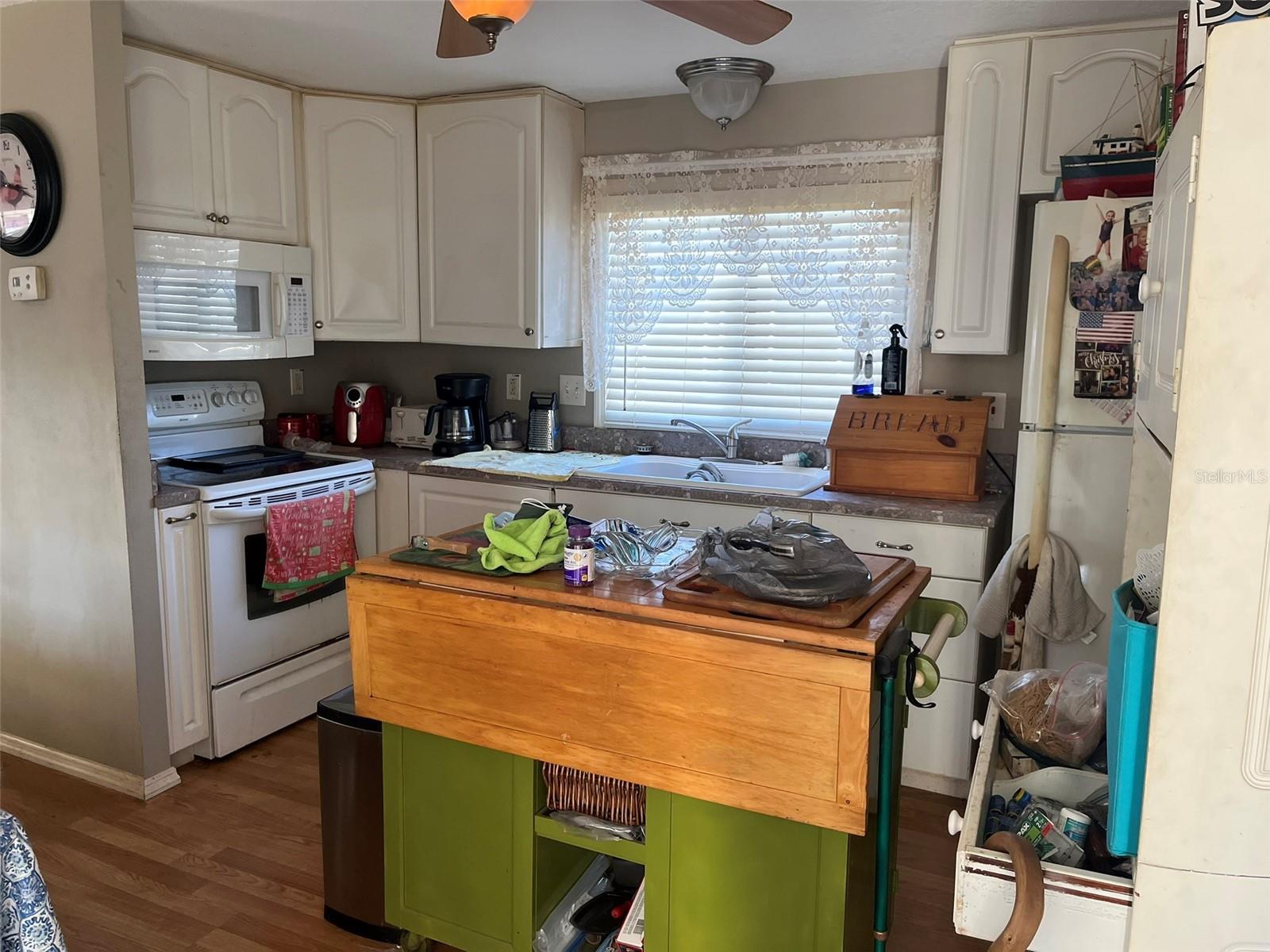 Image 7 of 31 For 3336 Chatford Drive