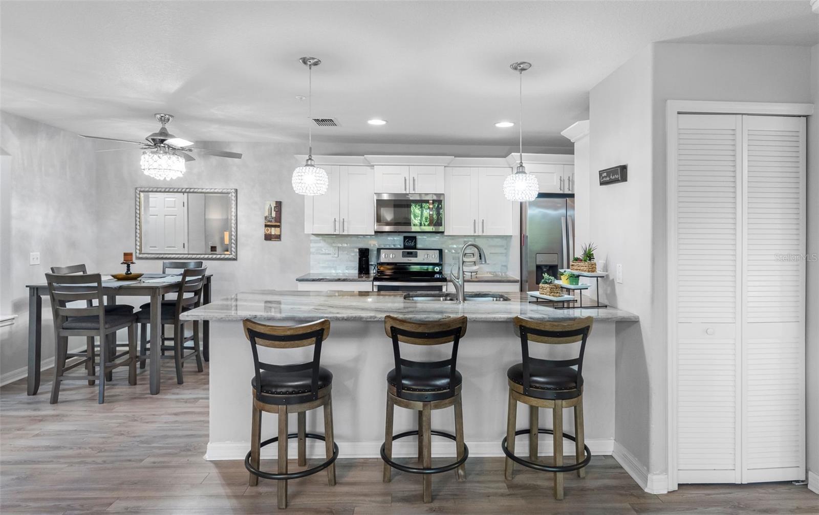 Image 20 of 51 For 5089 Royal Palms Way 202