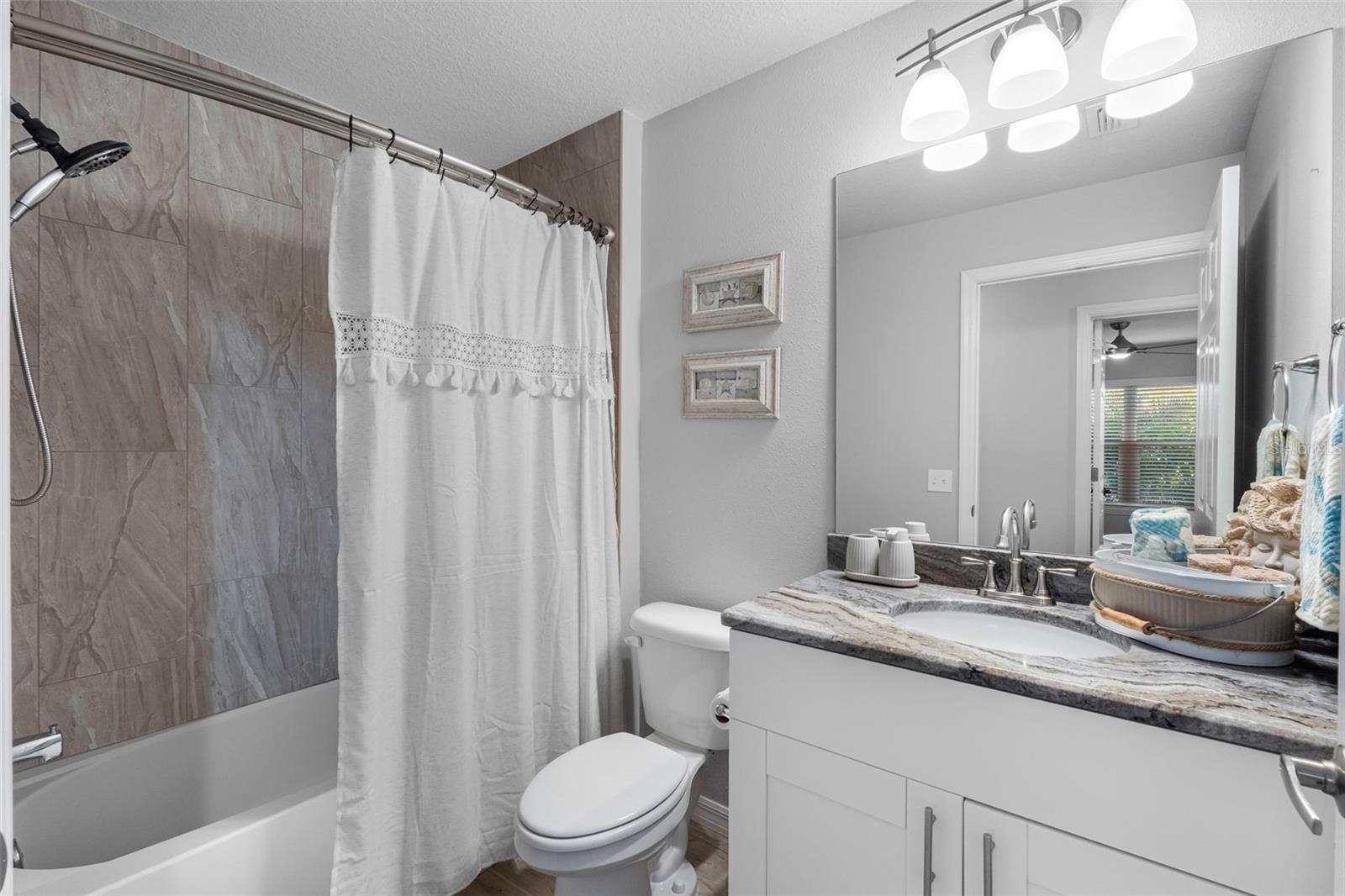 Image 29 of 51 For 5089 Royal Palms Way 202