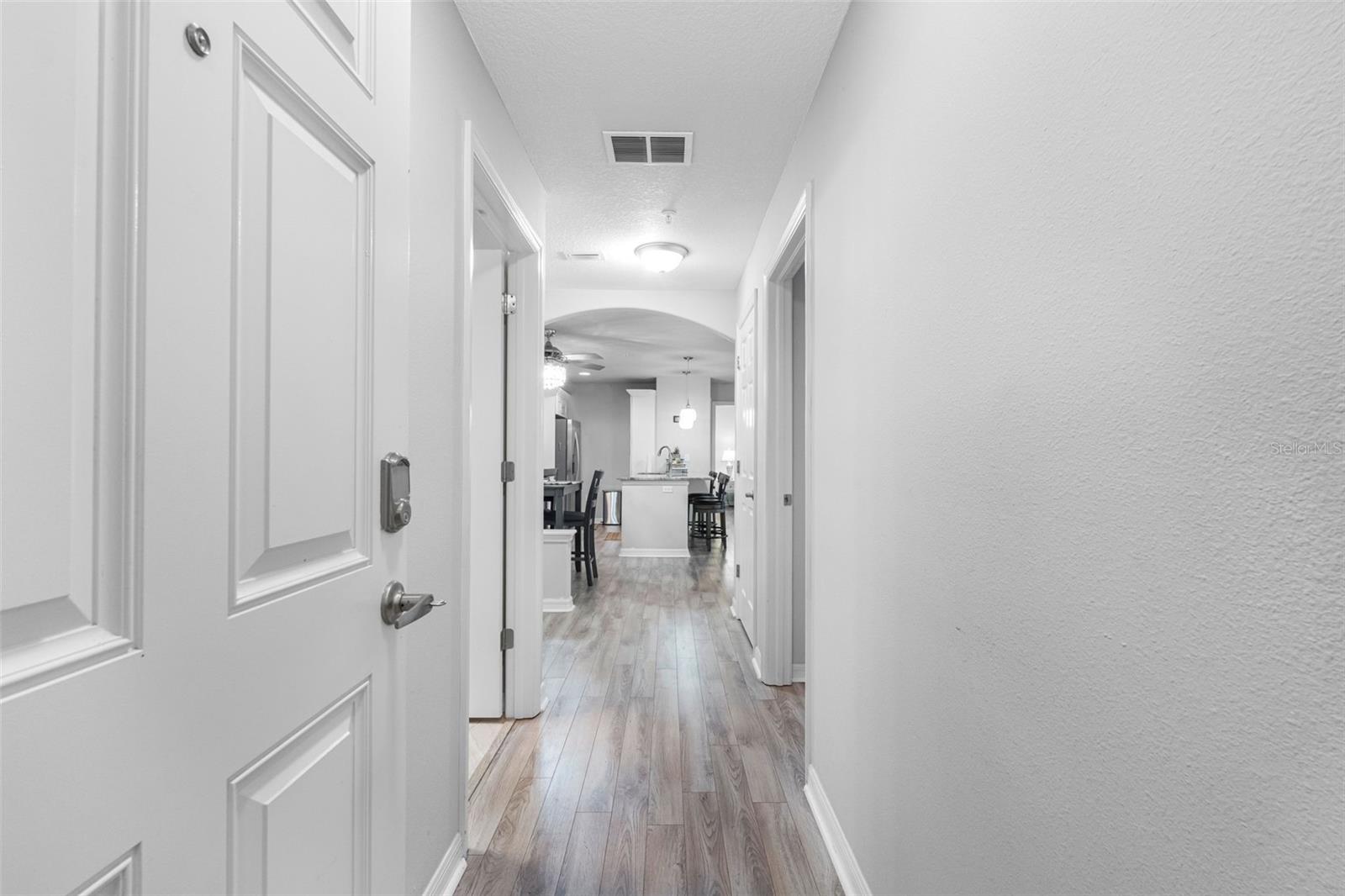 Image 31 of 51 For 5089 Royal Palms Way 202