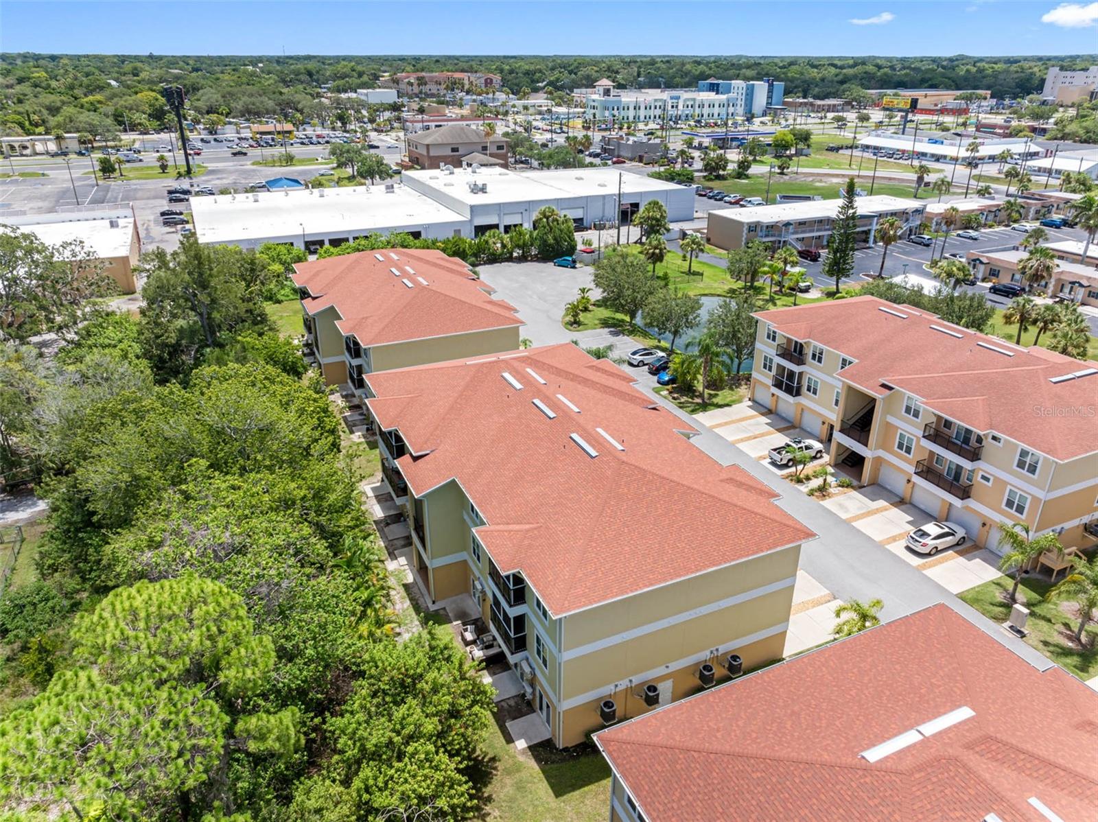 Image 37 of 51 For 5089 Royal Palms Way 202