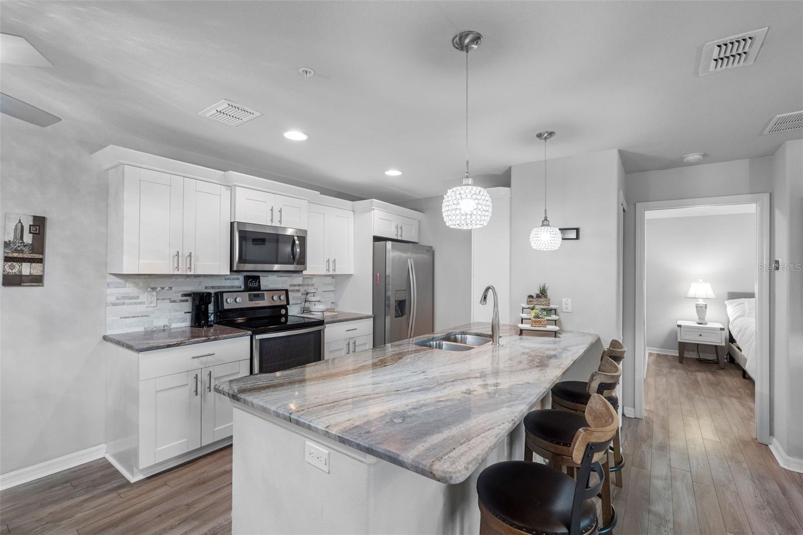 Image 5 of 51 For 5089 Royal Palms Way 202