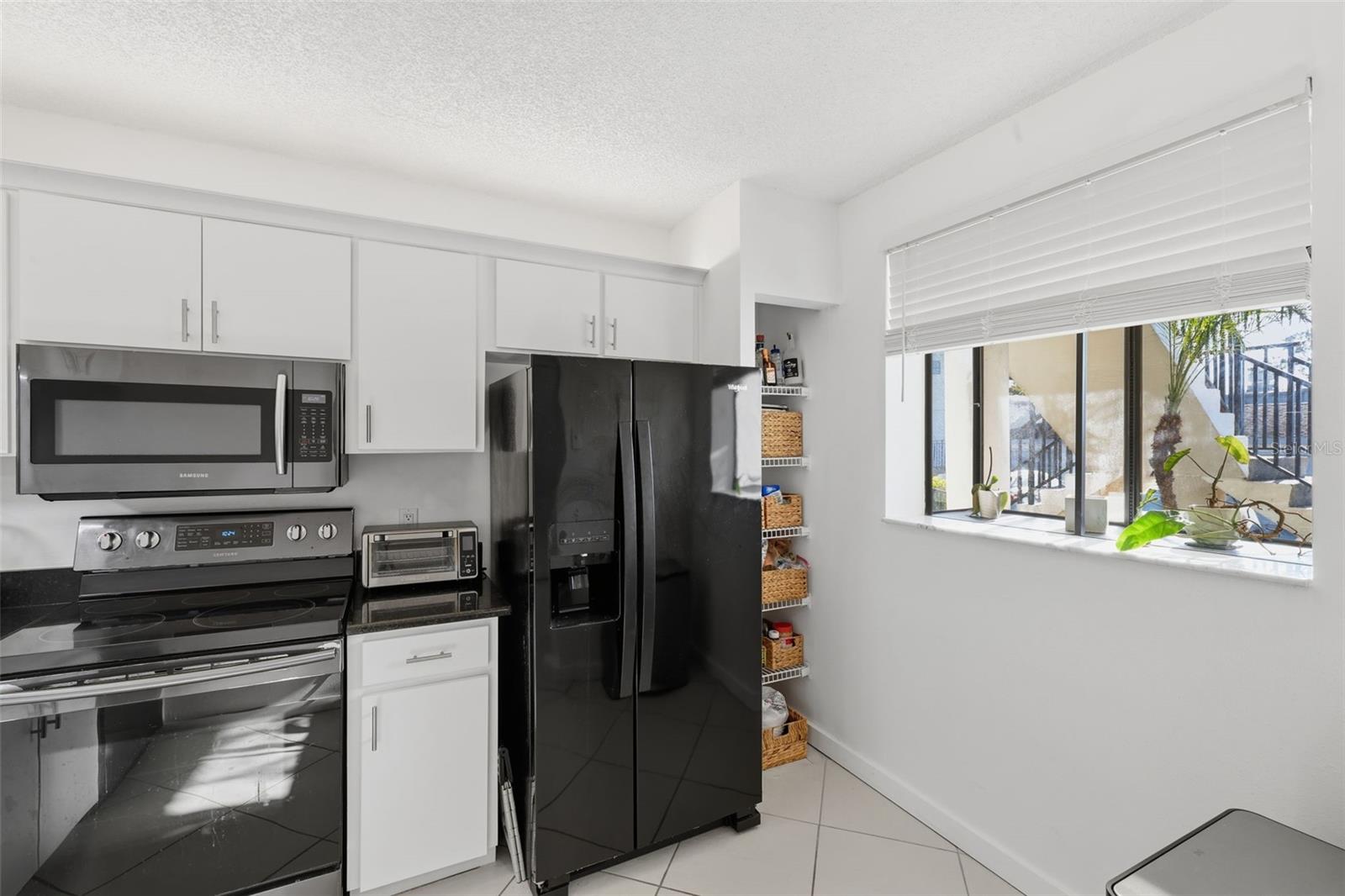 Image 5 of 31 For 2017 Skimmer Court W 411