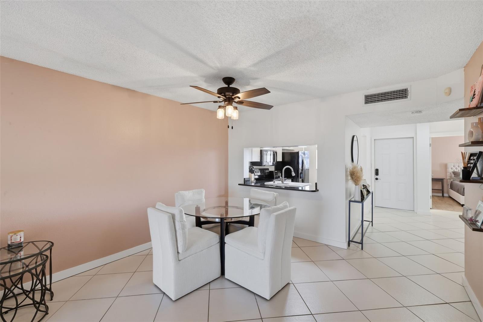 Image 8 of 31 For 2017 Skimmer Court W 411