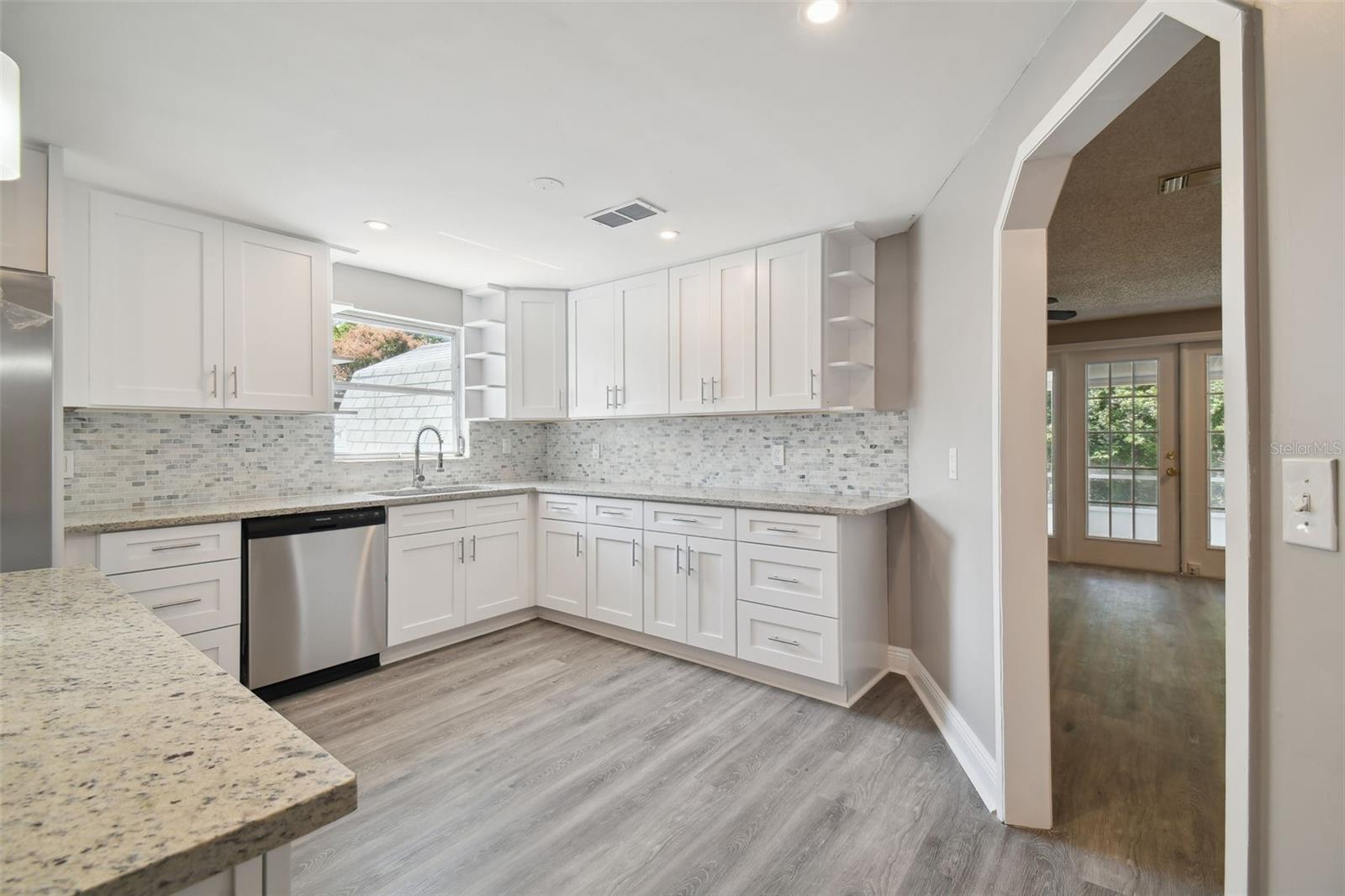 Image 12 of 52 For 7721 Heather Street